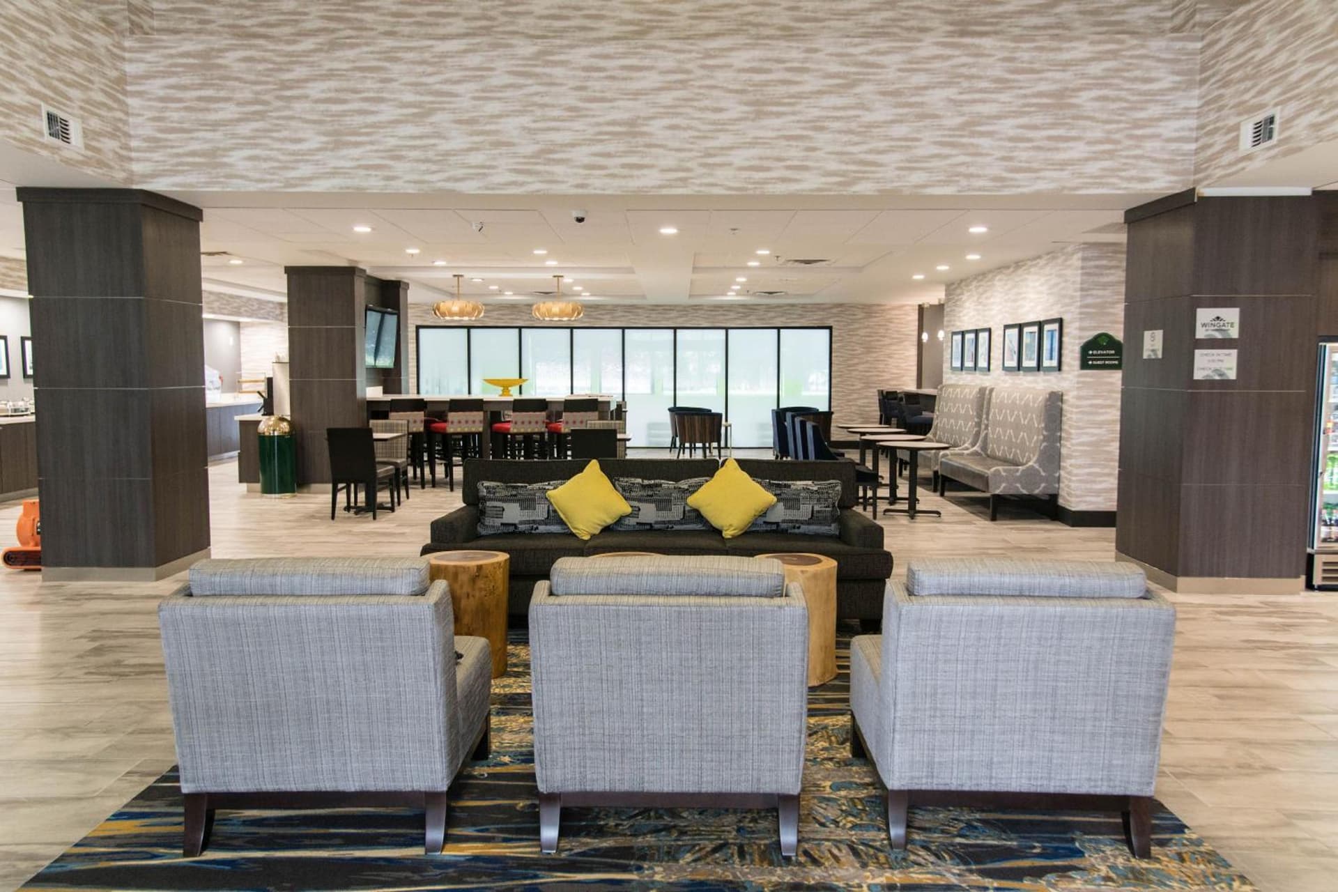 Wingate by Wyndham Dallas Love Field property views in Dallas, TX — gallery photo 3