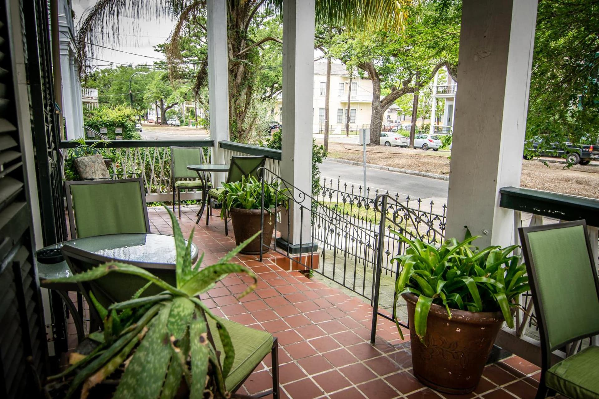 Rathbone Mansions New Orleans property views in New Orleans, LA — gallery photo 3