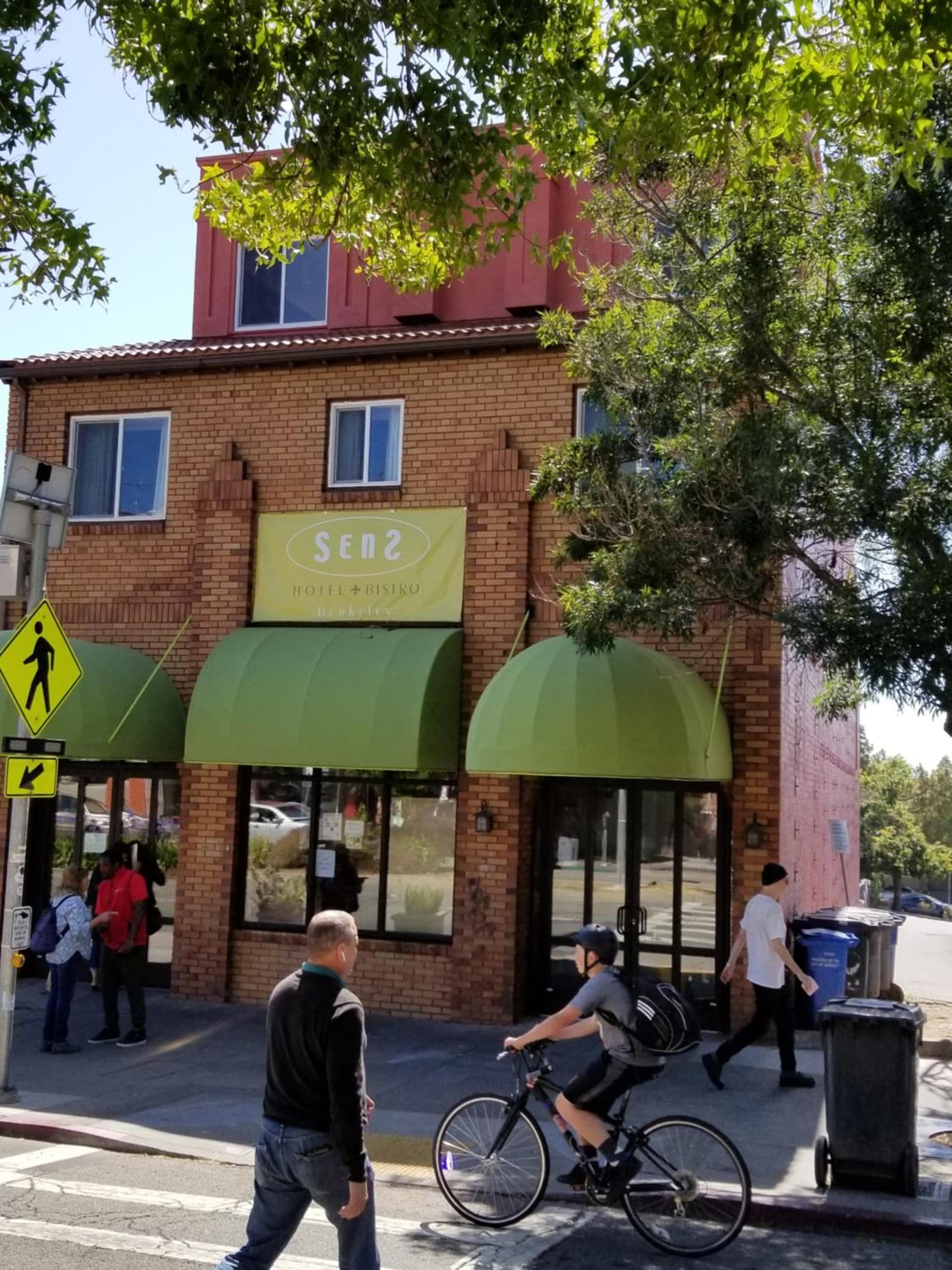 SenS Hotel & Vanne Bistro Berkeley interior in Berkeley, CA — gallery photo 2