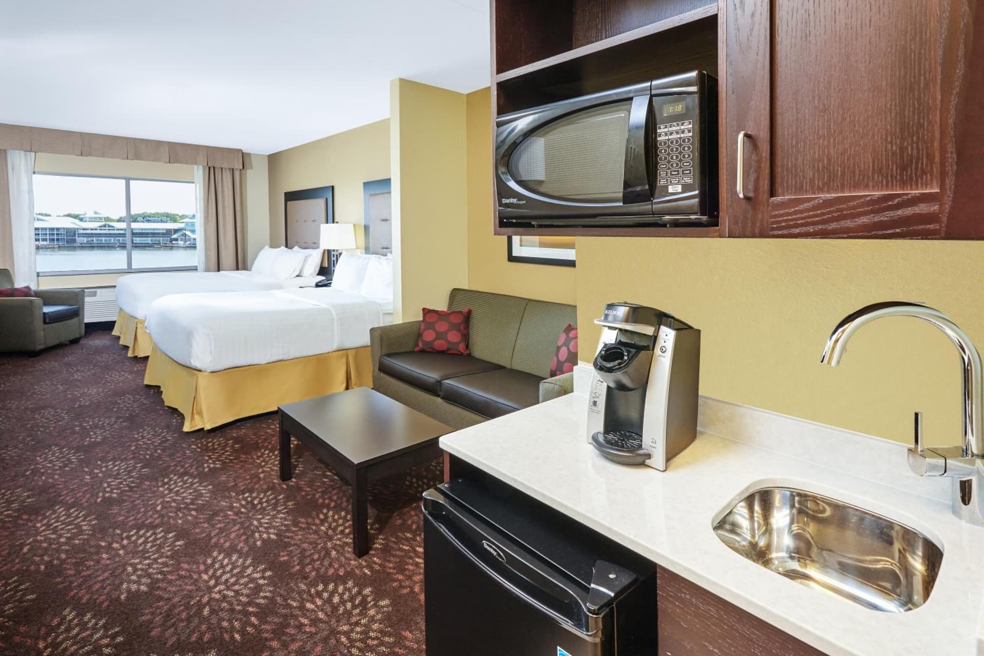 Holiday Inn Express & Suites Sandusky by IHG property views in Sandusky, OH — gallery photo 3
