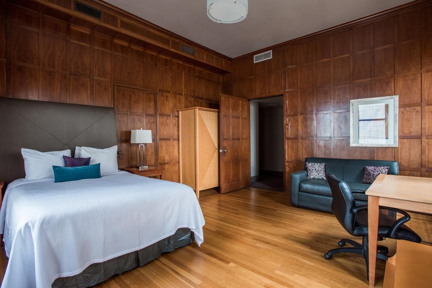 Magnolia Hotel Downtown Dallas gallery photo in Dallas, TX — image 23