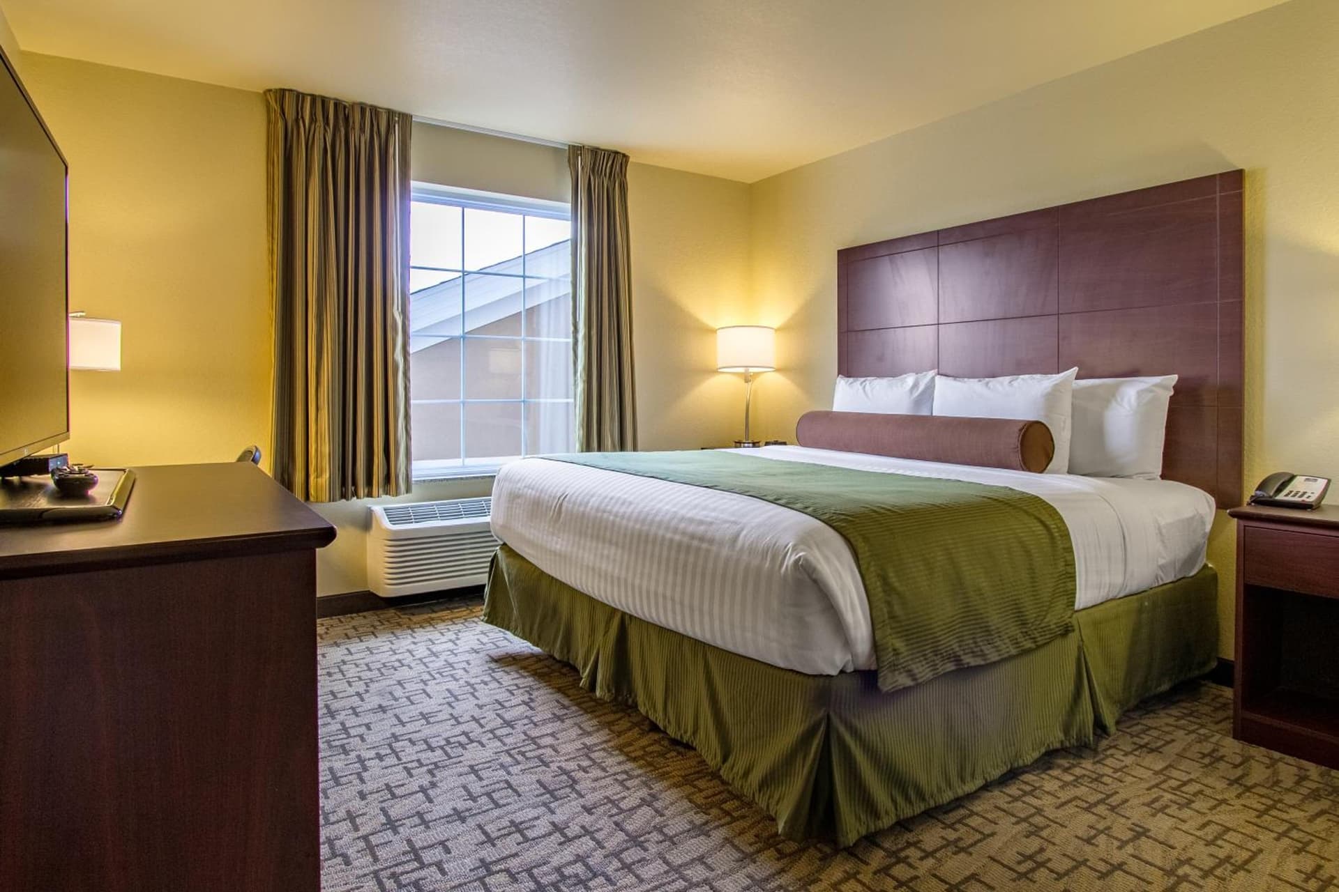 Cobblestone Hotel & Suites - Orrville gallery photo in Orrville, OH — image 16