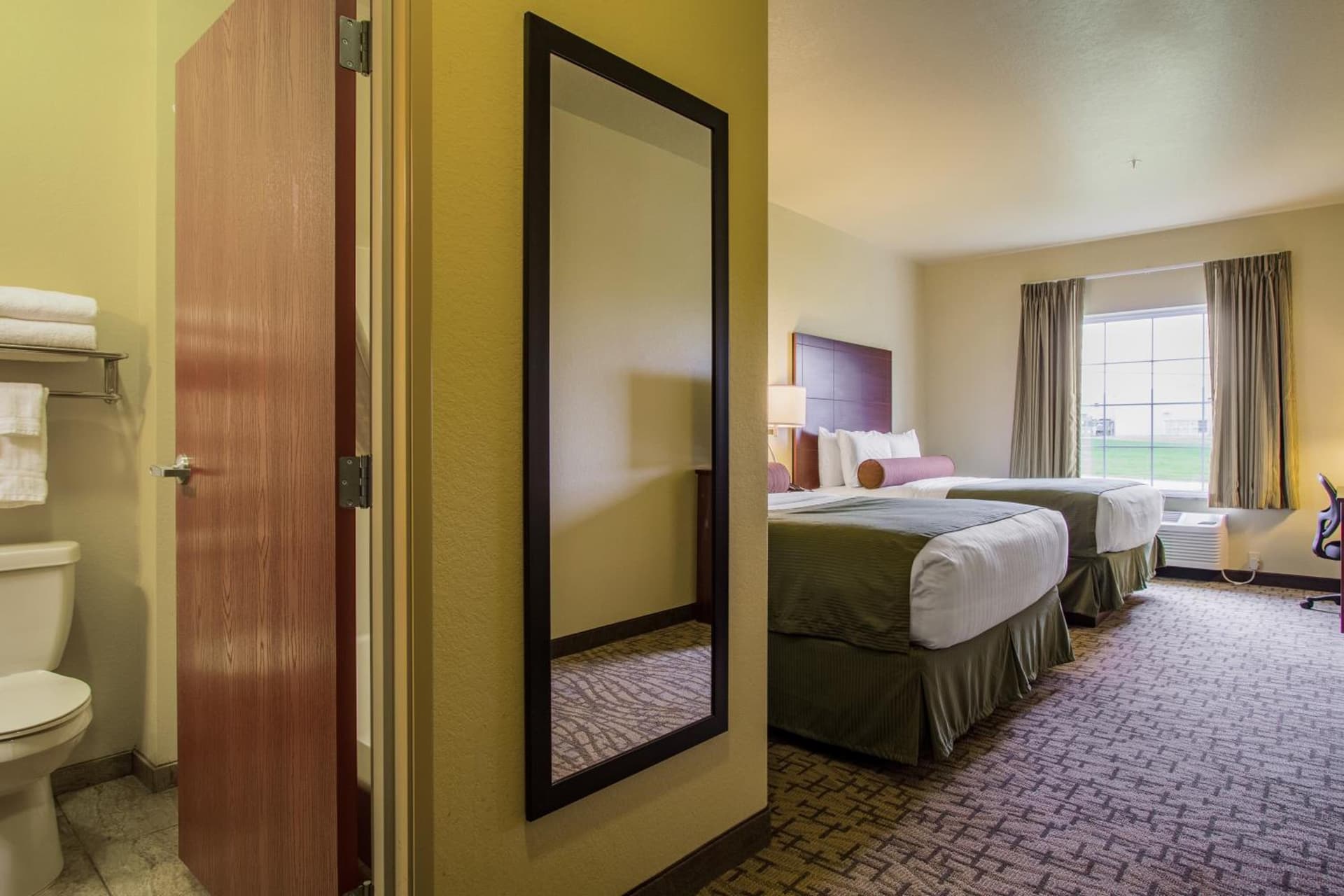 Cobblestone Hotel & Suites - Orrville gallery photo in Orrville, OH — image 20