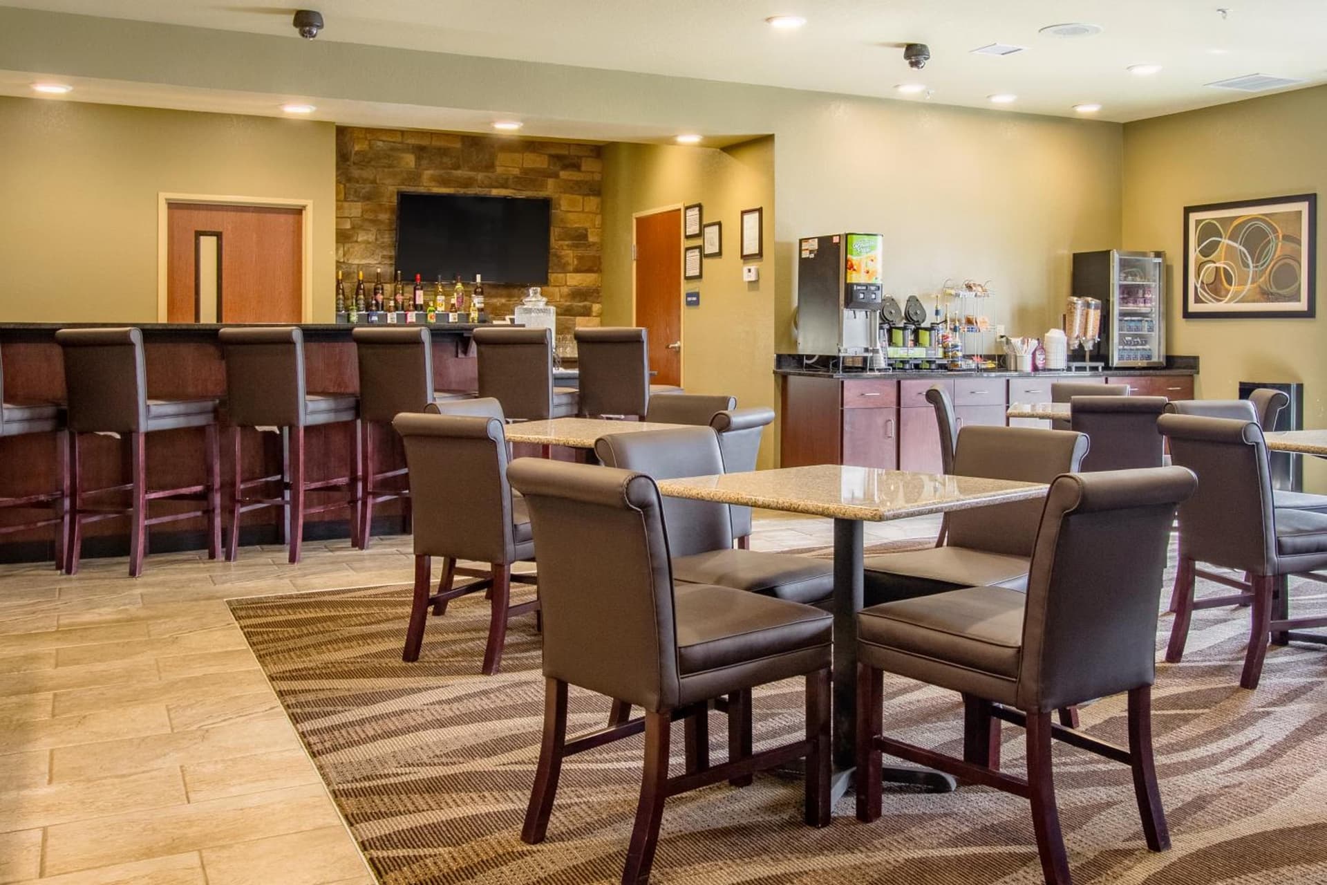 Cobblestone Hotel & Suites - Orrville gallery photo in Orrville, OH — image 21