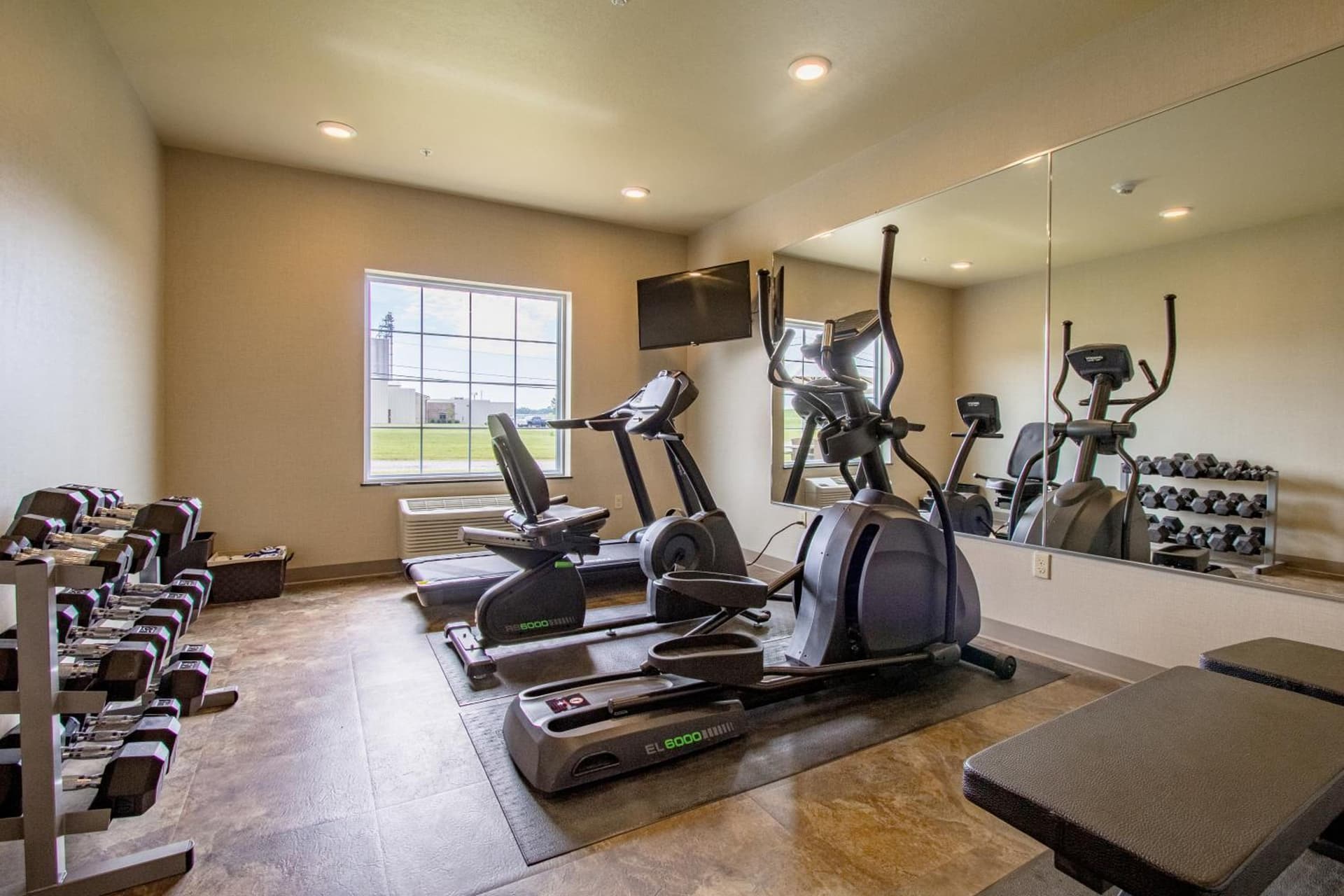 Cobblestone Hotel & Suites - Orrville gallery photo in Orrville, OH — image 34