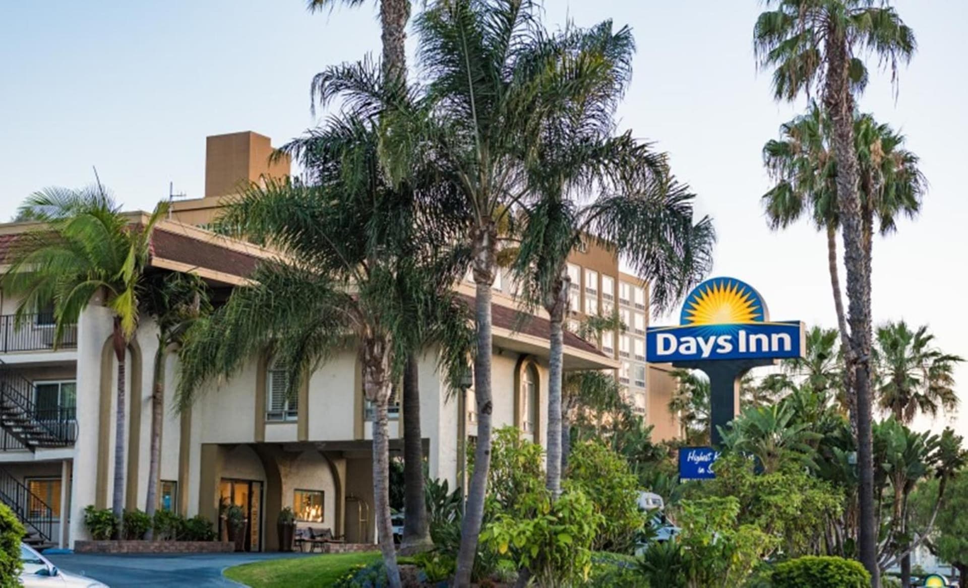 Days Inn by Wyndham San Diego Hotel Circle gallery photo in San Diego, CA — image 44