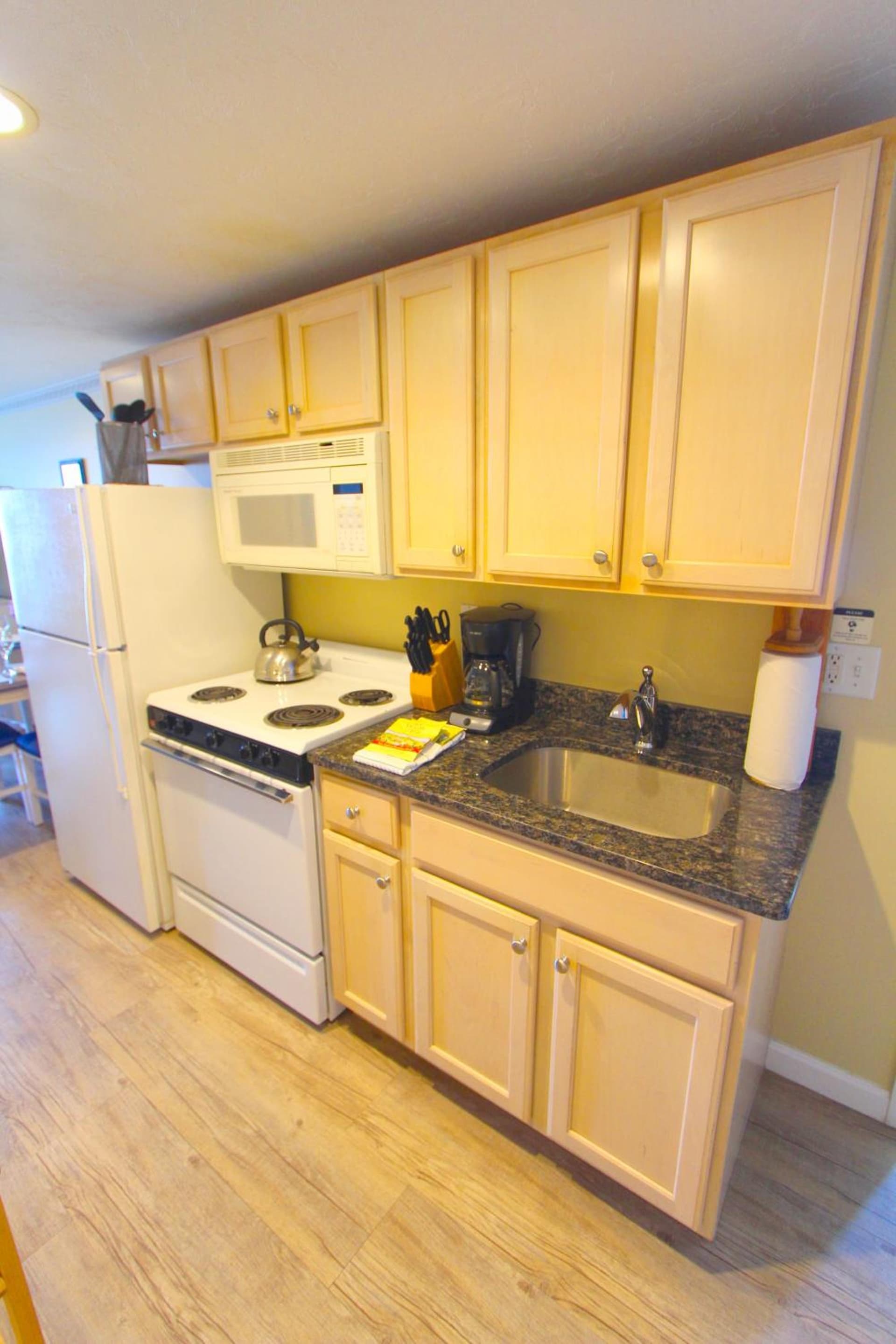 InnSeason Resorts Surfside gallery photo in Falmouth, MA — image 17
