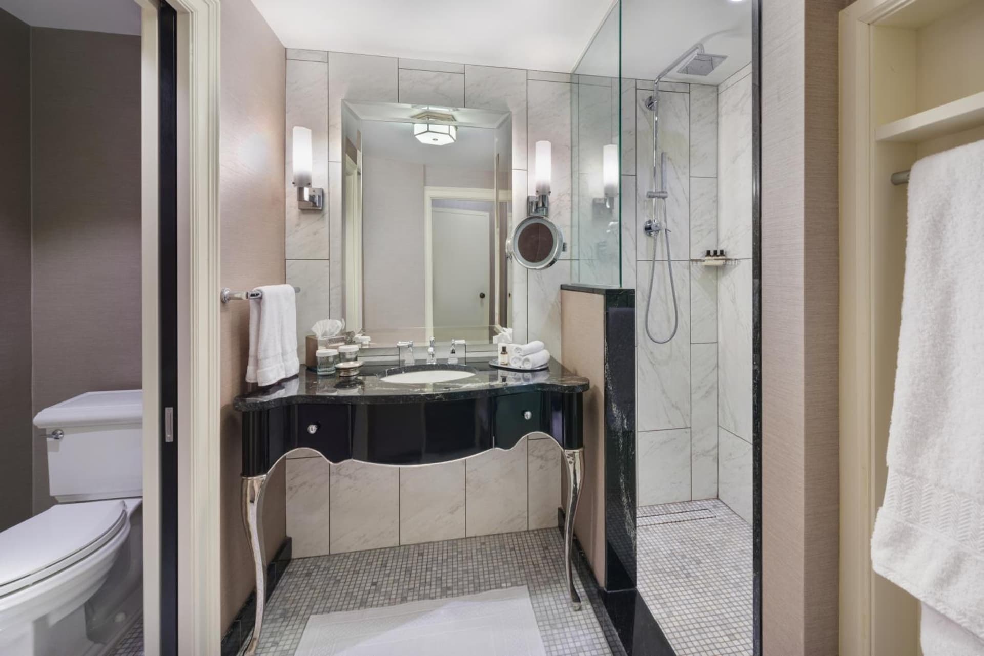 The Pfister Hotel gallery photo in Milwaukee, WI — image 47