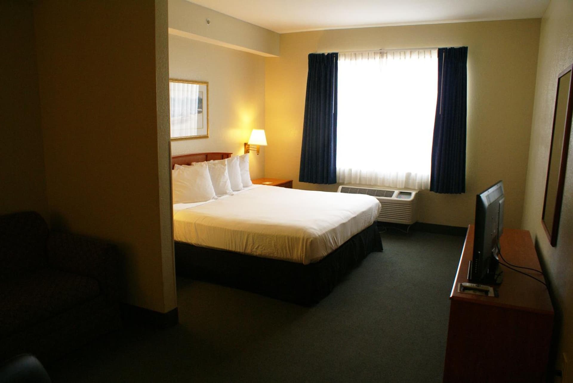 Country Inn & Suites by Radisson, Lansing, MI gallery photo in Lansing, MI — image 15