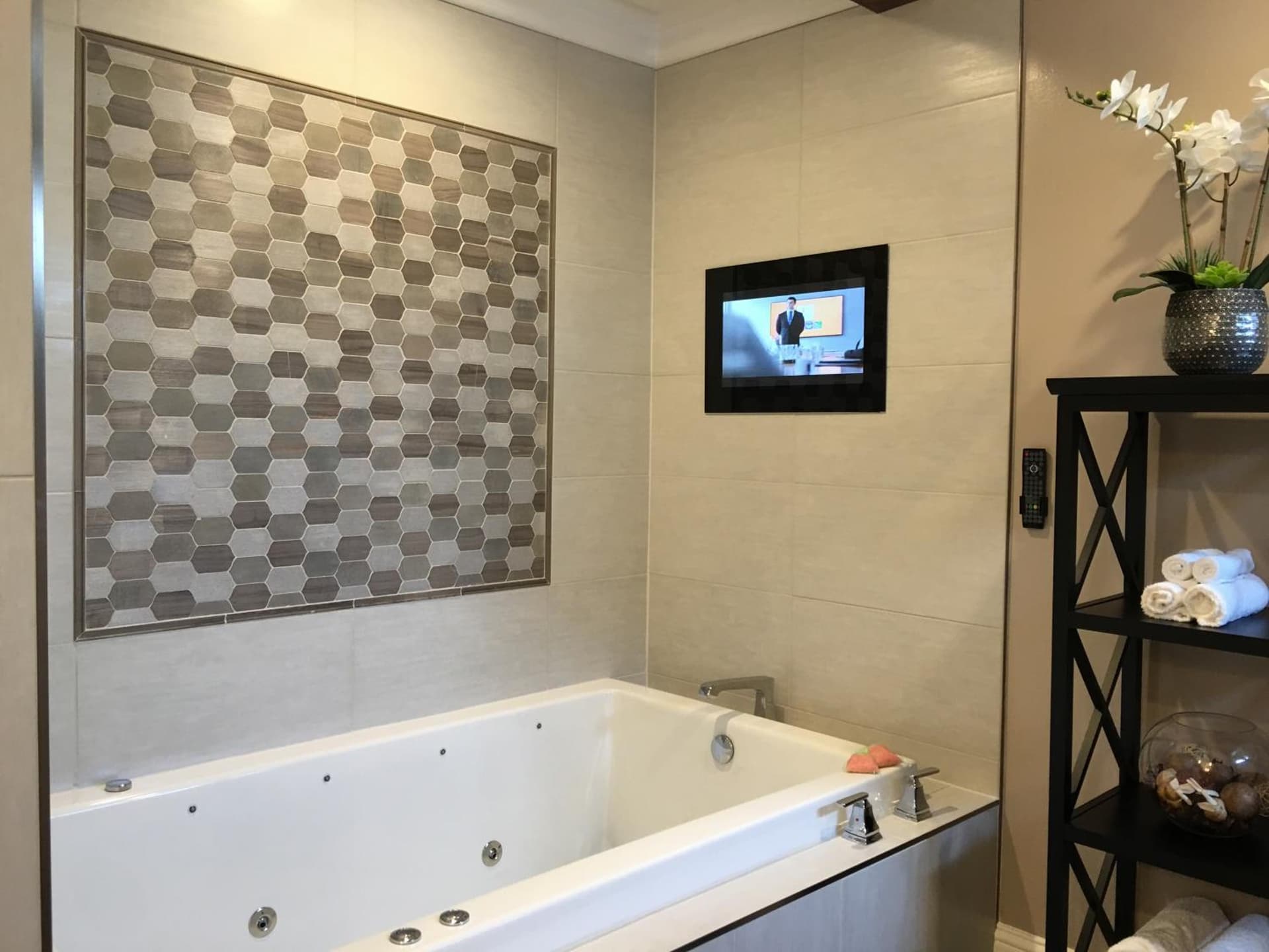 Quality Inn & Suites Santa Maria gallery photo in Santa Maria, CA — image 60