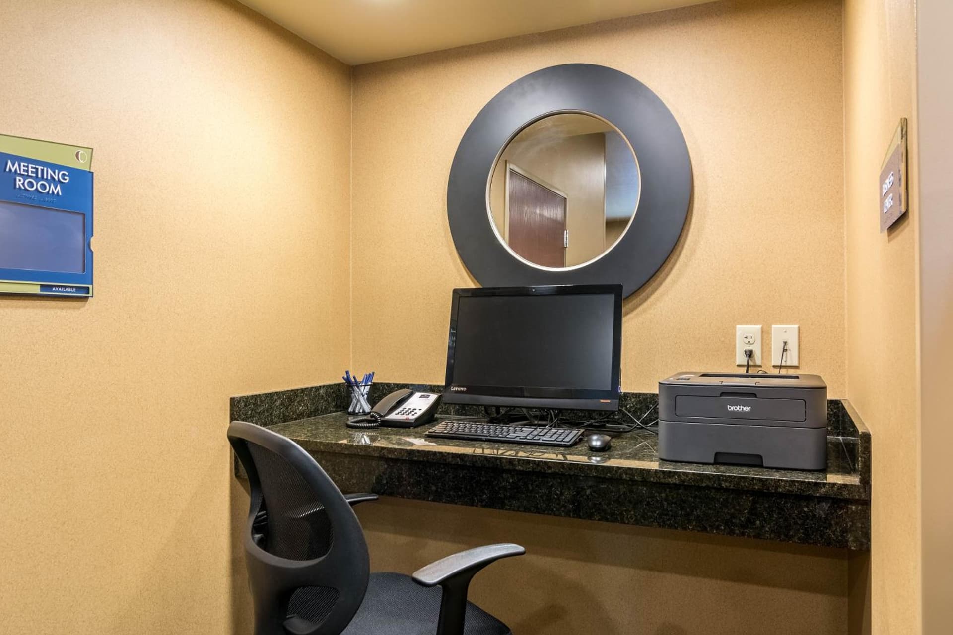 Cobblestone Hotel & Suites - Harborcreek gallery photo in Erie, PA — image 11