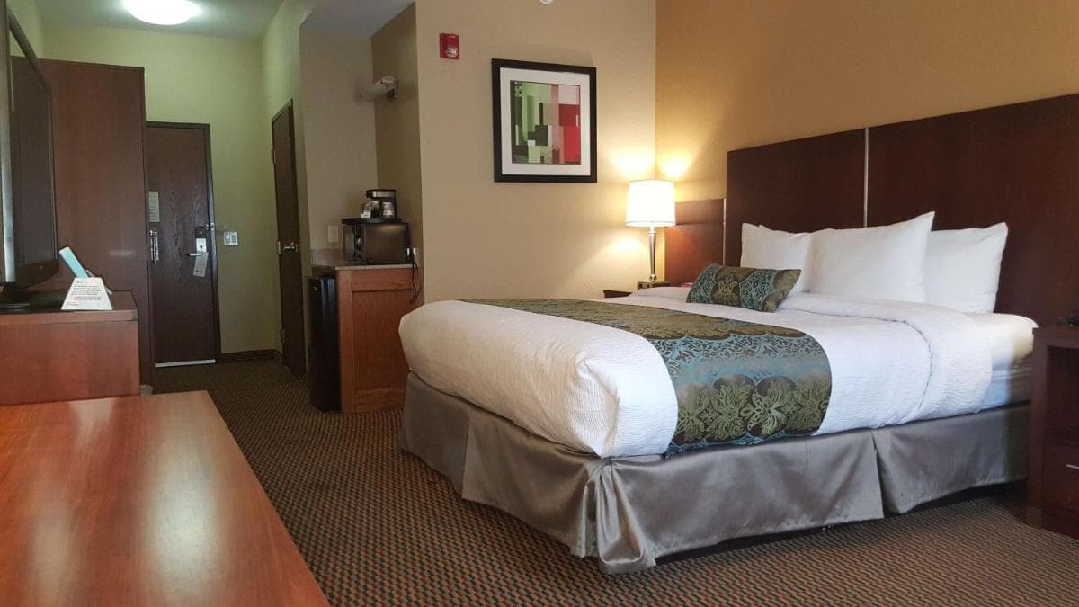 Best Western Airport Inn & Suites Oakland gallery photo in Oakland, CA — image 23