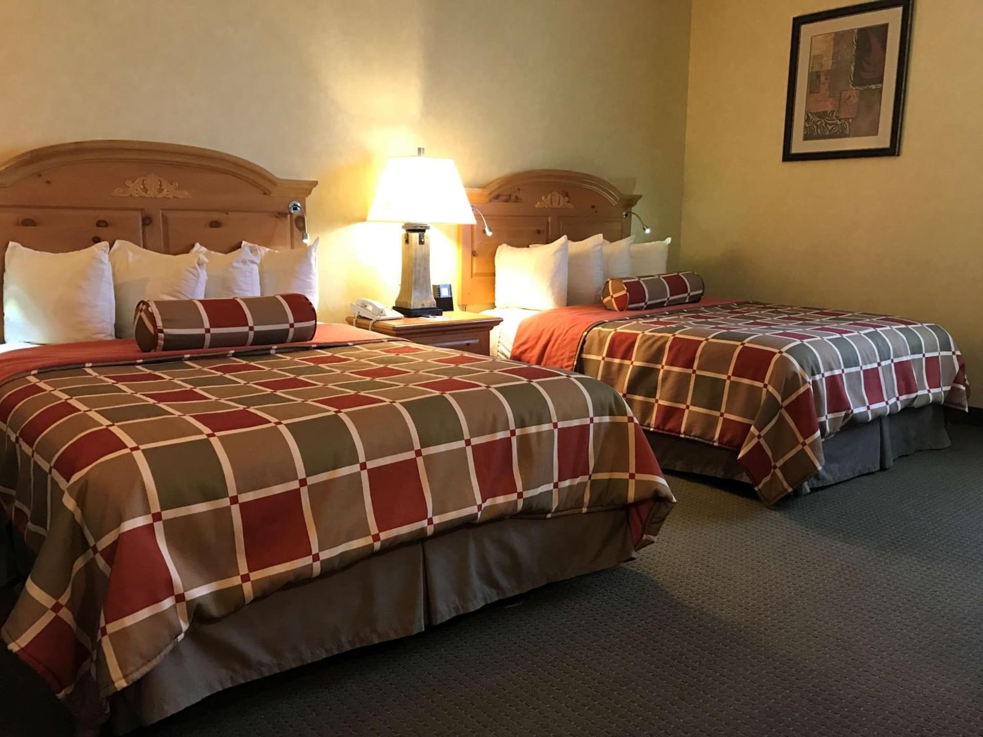 Best Western PLUS Revere Inn & Suites gallery photo in Paradise — image 41