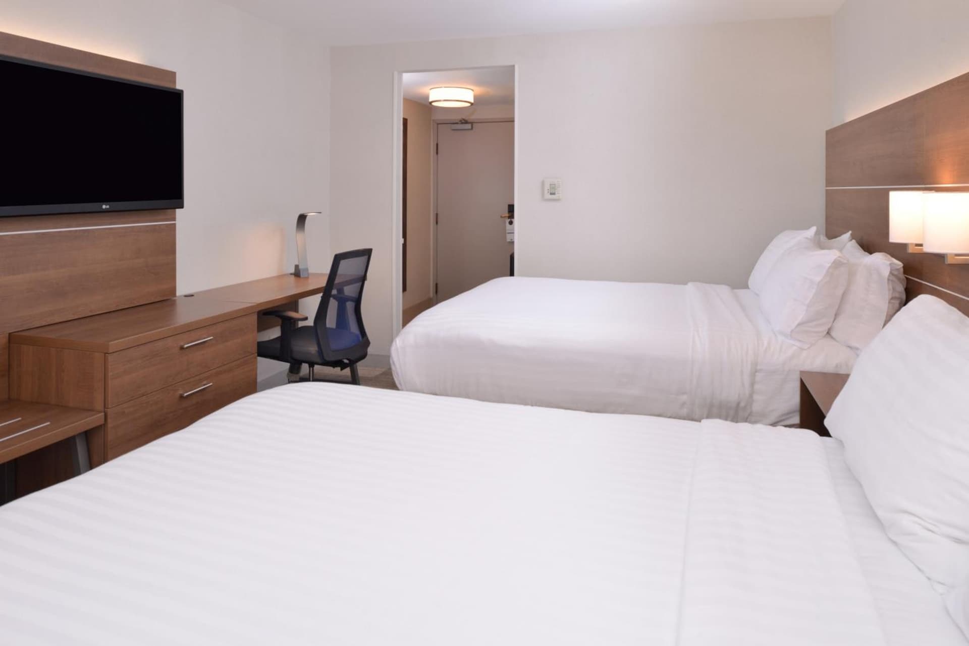 Holiday Inn Express Palm Desert by IHG interior in Palm Desert, CA — gallery photo 2