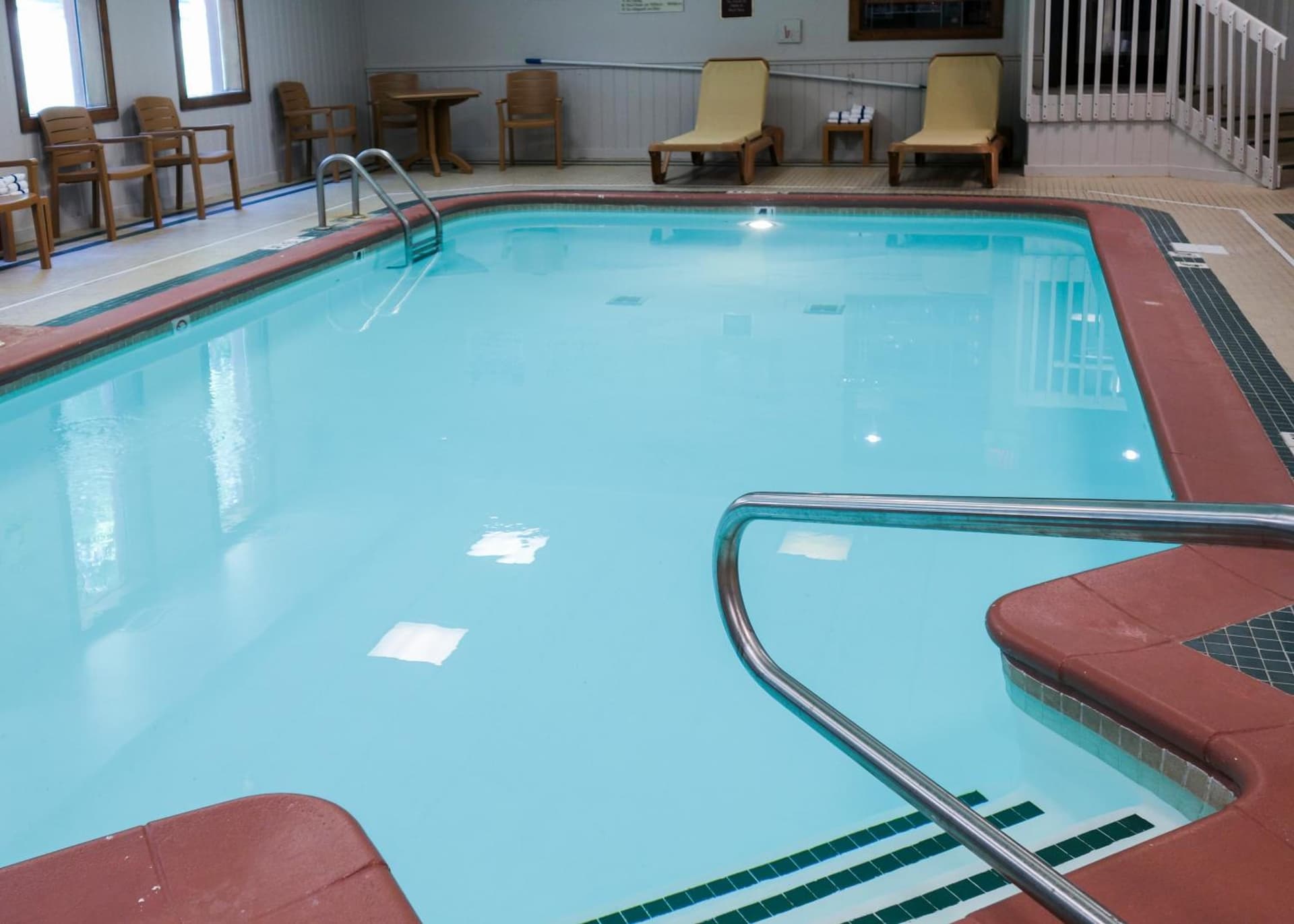 Country Inn & Suites by Radisson, Mishawaka, IN interior in South Bend, IN — gallery photo 2