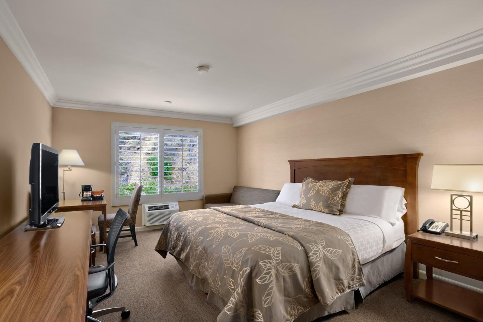Days Inn by Wyndham San Diego Hotel Circle gallery photo in San Diego, CA — image 8