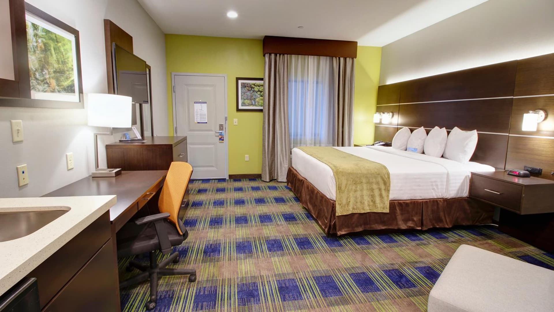 Days Inn & Suites by Wyndham Port Arthur gallery photo in Port Arthur, TX — image 23