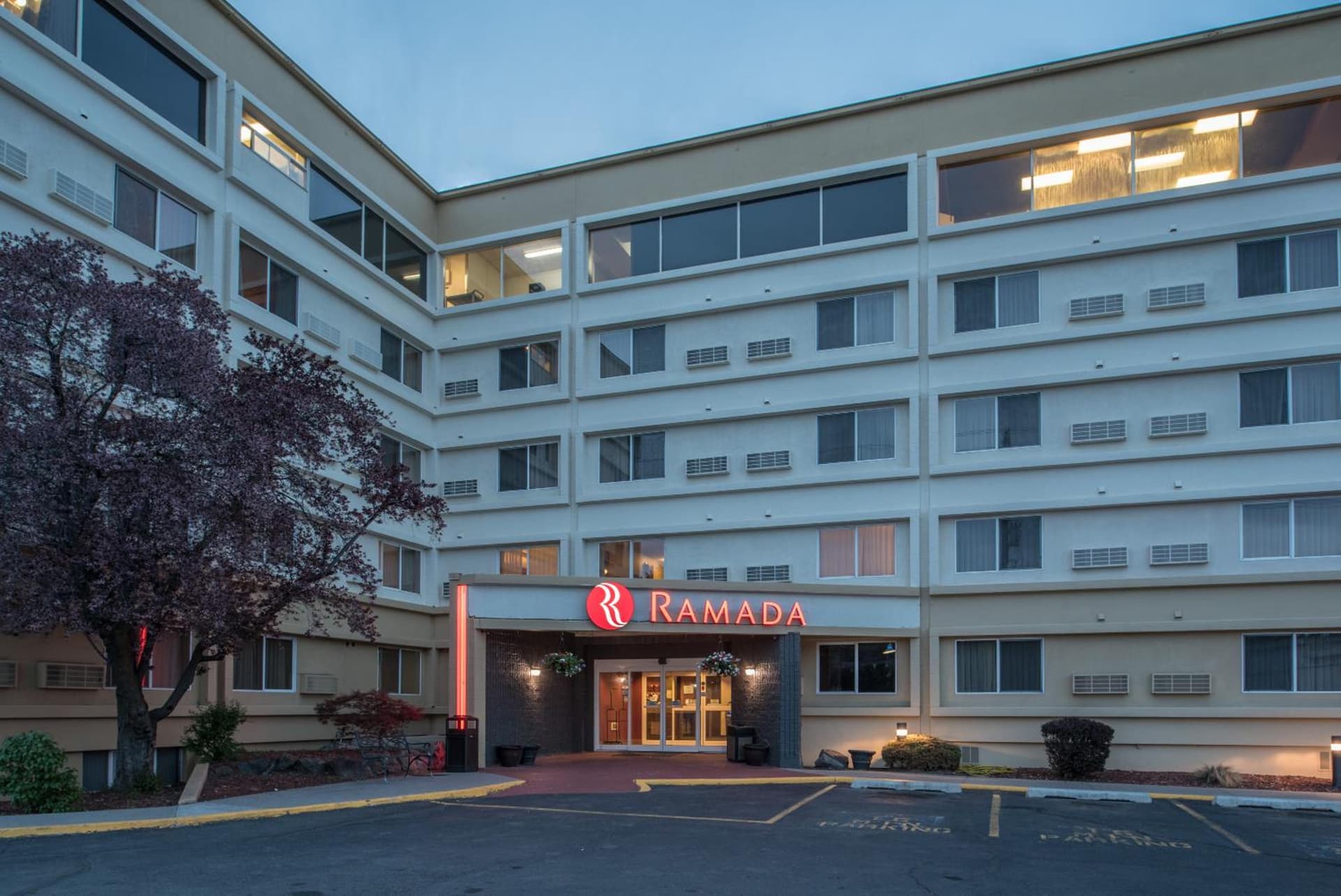 Ramada by Wyndham Downtown Spokane gallery photo in Spokane, WA — image 13