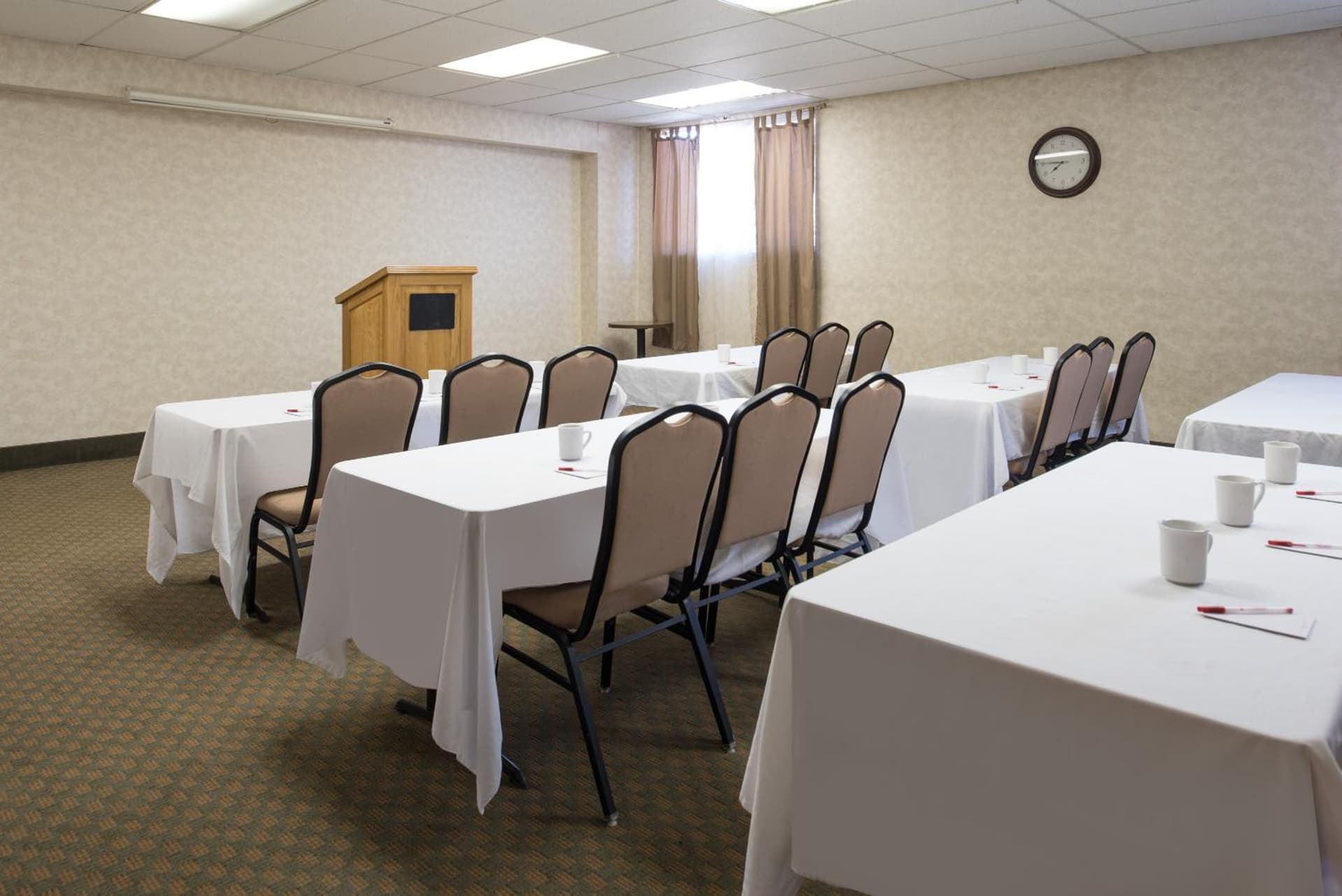 Ramada by Wyndham Downtown Spokane gallery photo in Spokane, WA — image 19