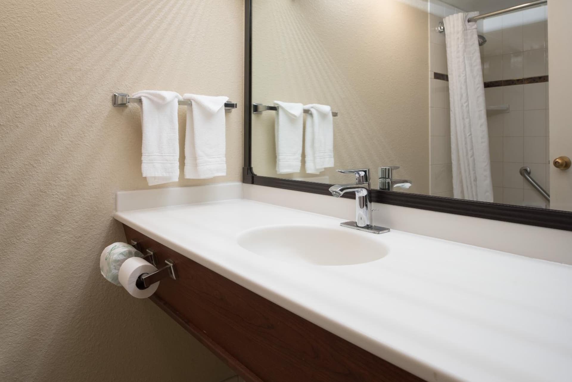 Ramada by Wyndham Downtown Spokane gallery photo in Spokane, WA — image 21