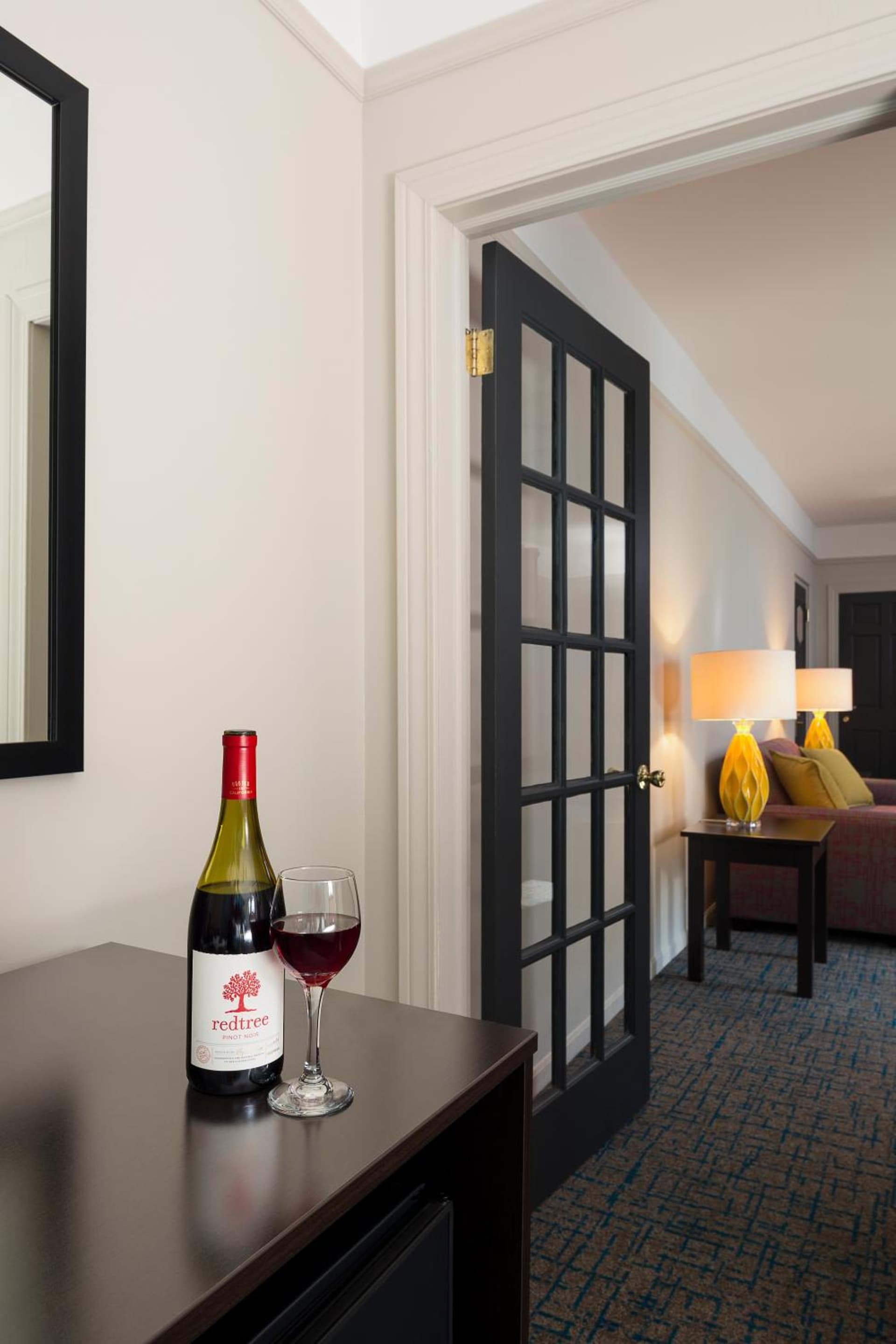 City Suites Hotel gallery photo in Chicago, IL — image 33