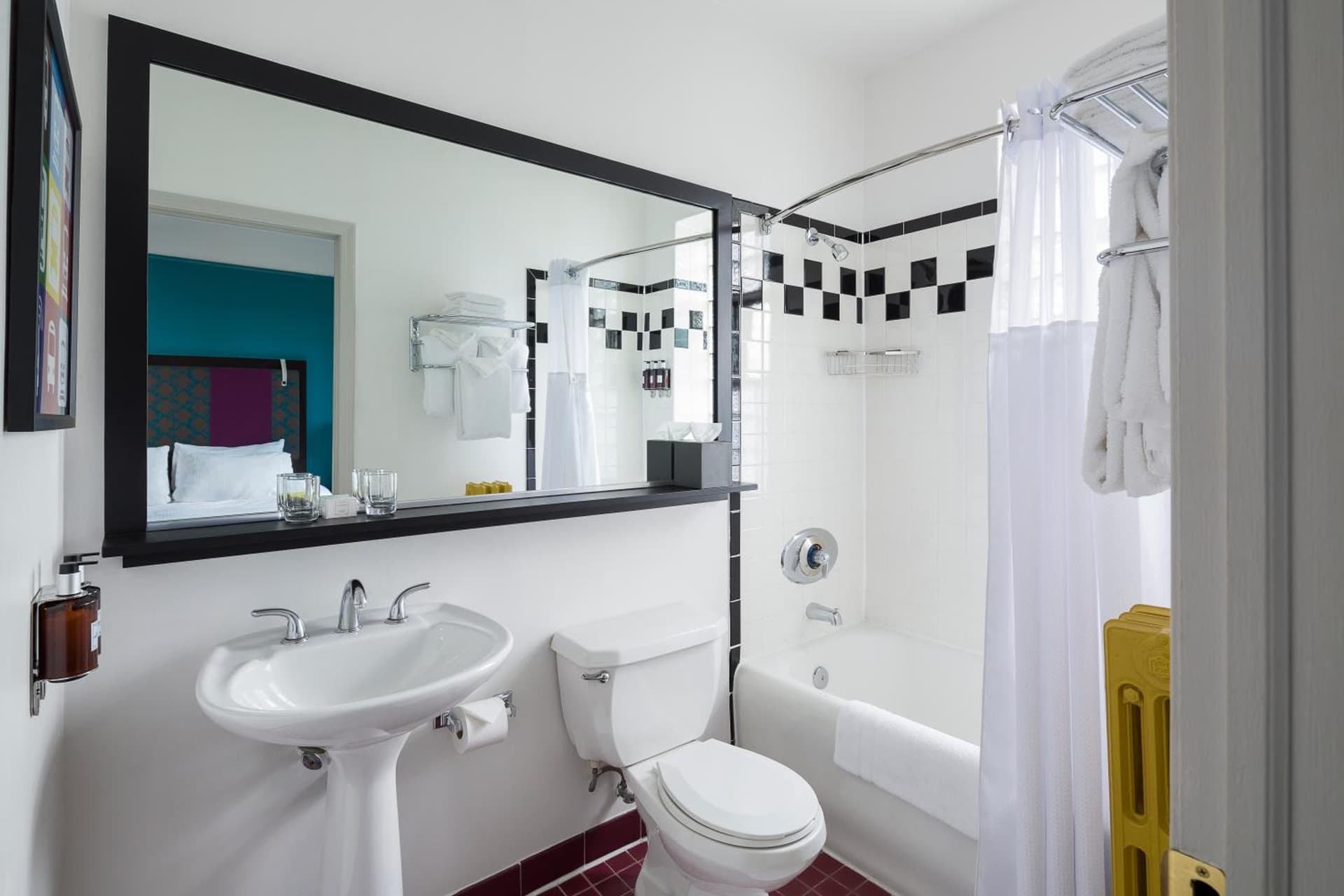 City Suites Hotel gallery photo in Chicago, IL — image 26