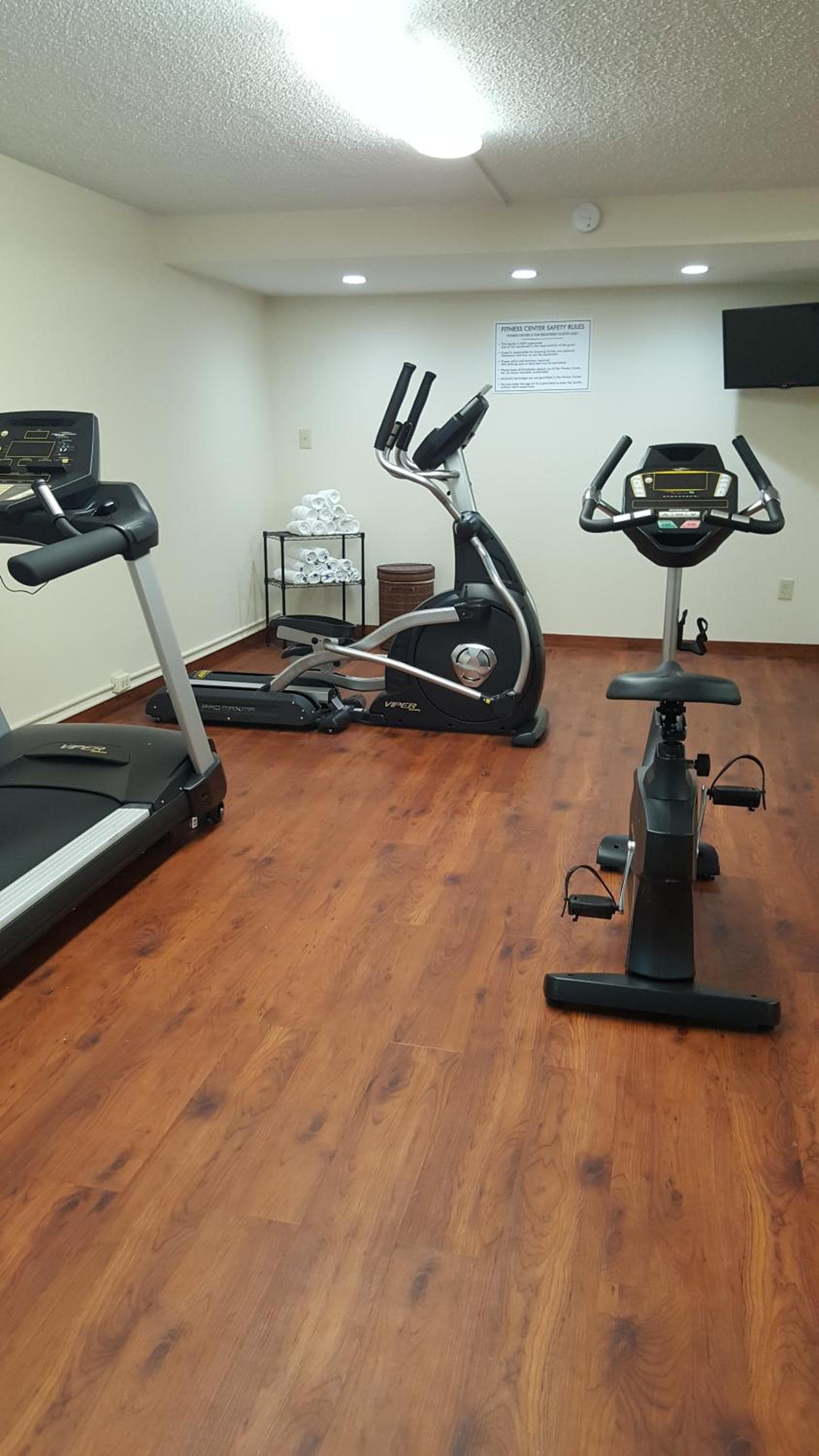 Ramada by Wyndham Pikesville/Baltimore North interior in Pikesville, MD — gallery photo 2