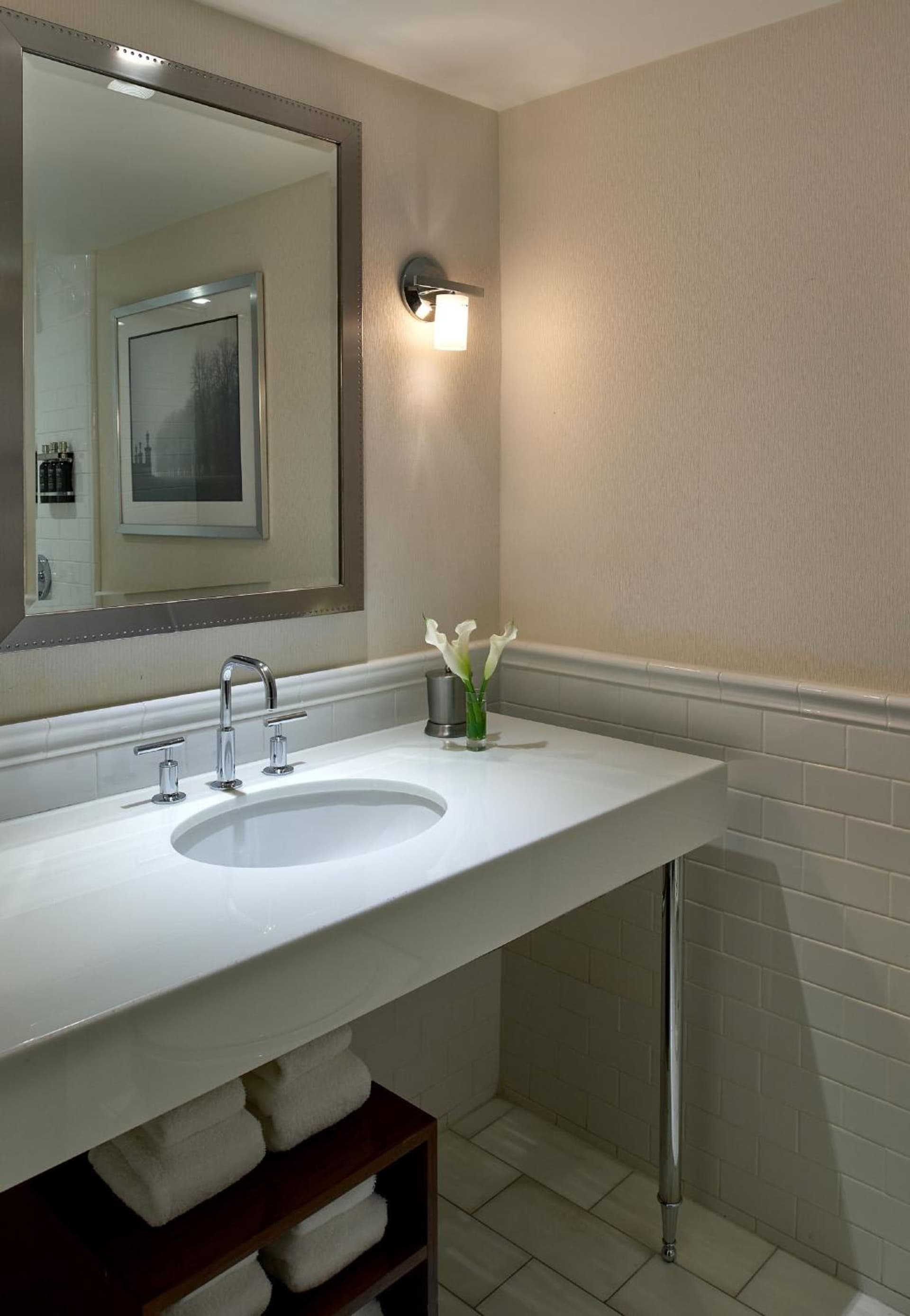 Revere Hotel Boston Common gallery photo in Boston, MA — image 53