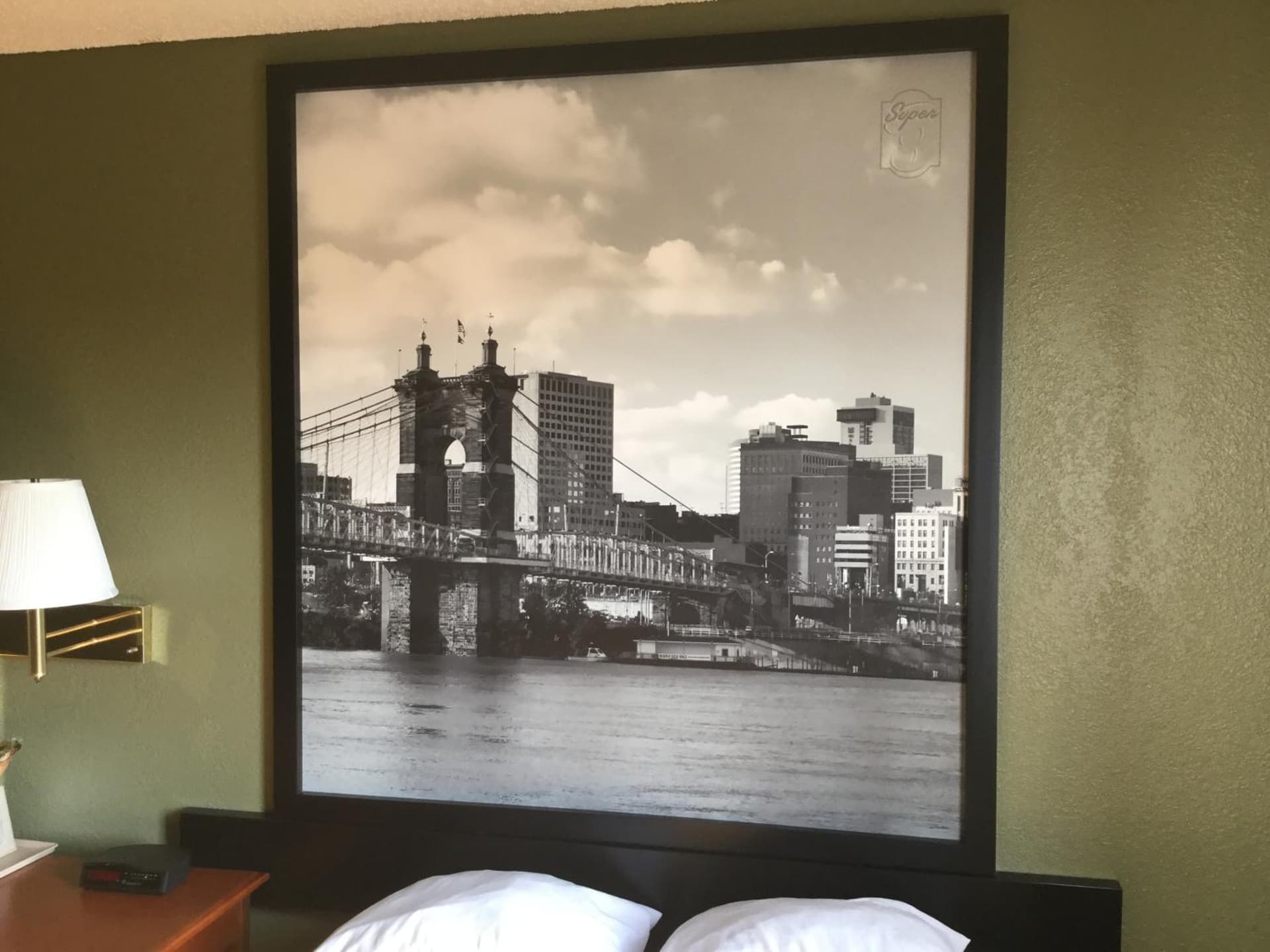 Super 8 by Wyndham Youngstown/Austintown gallery photo in Youngstown, OH — image 20