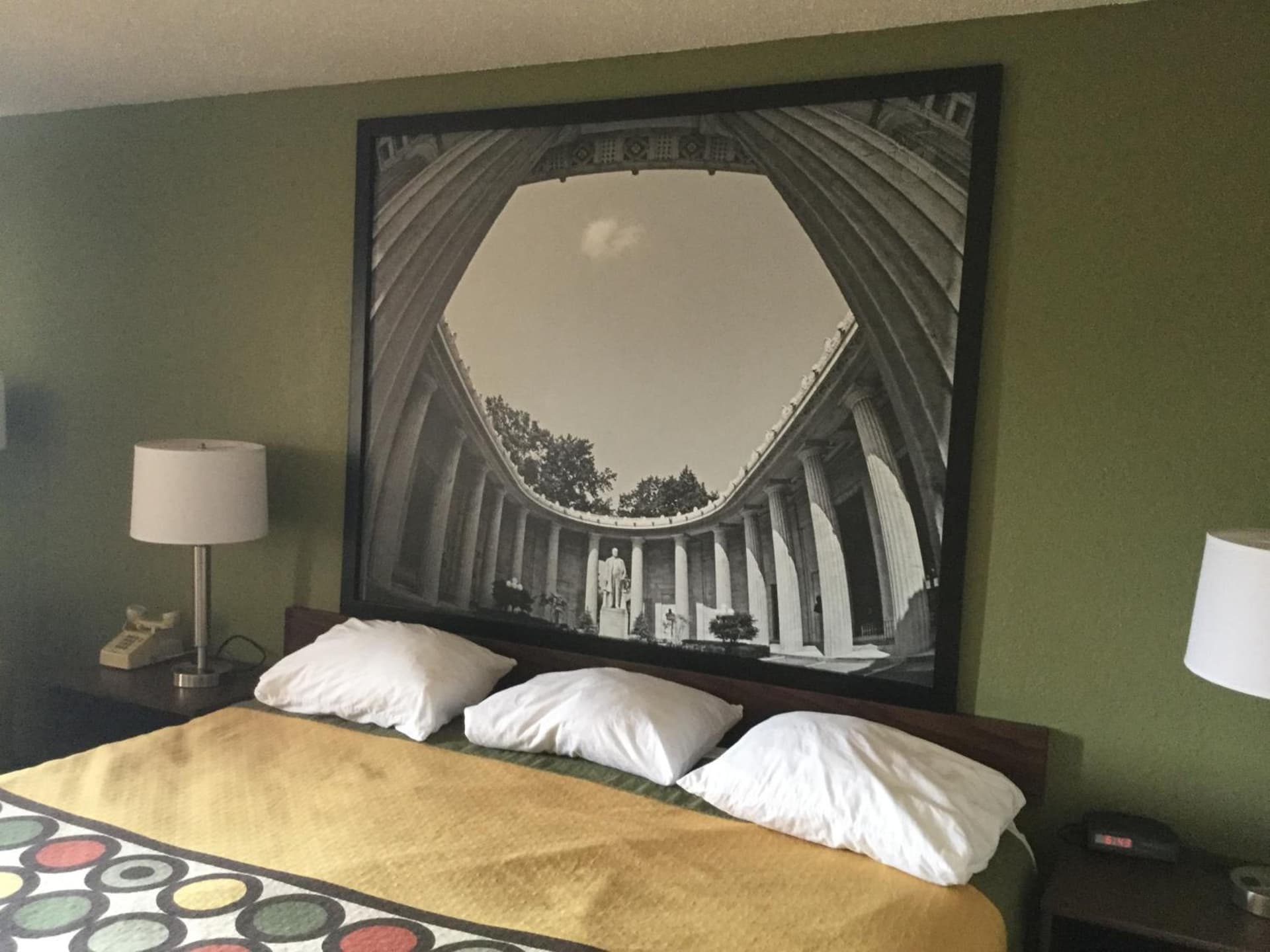 Super 8 by Wyndham Youngstown/Austintown gallery photo in Youngstown, OH — image 29