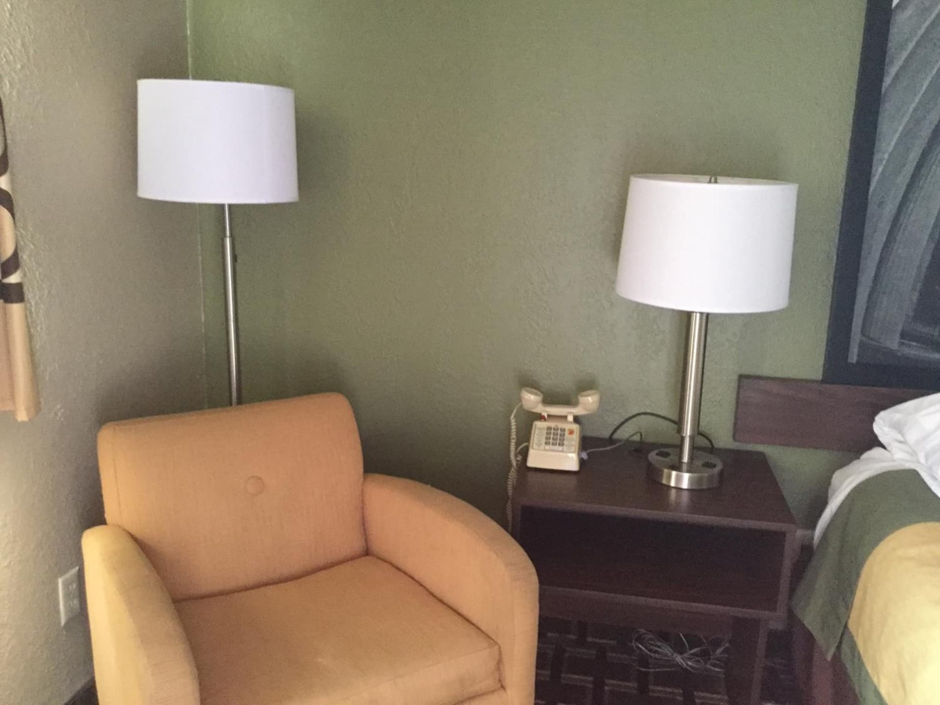 Super 8 by Wyndham Youngstown/Austintown gallery photo in Youngstown, OH — image 27