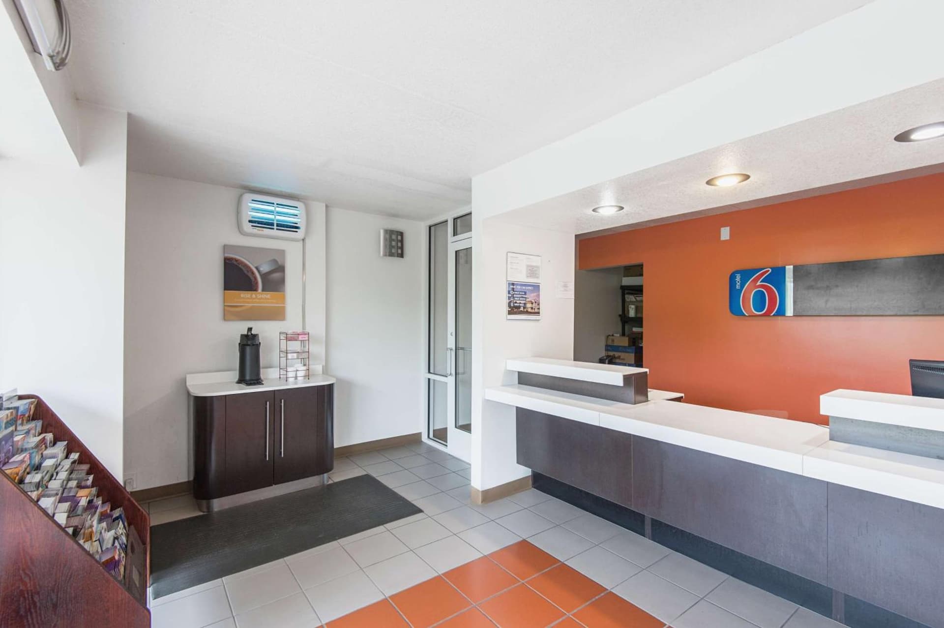 Motel 6-Overland Park, KS gallery photo in Overland Park, KS — image 4