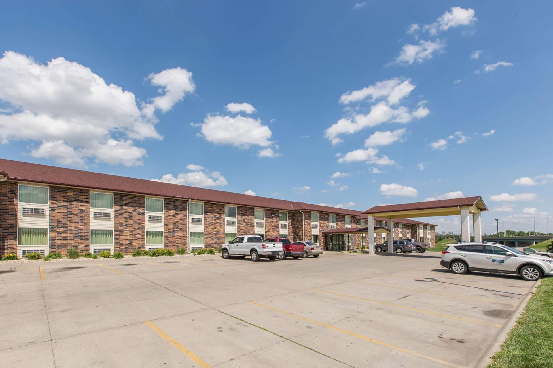 Motel 6 Omaha - Central property views in La Vista, NE — gallery photo 3
