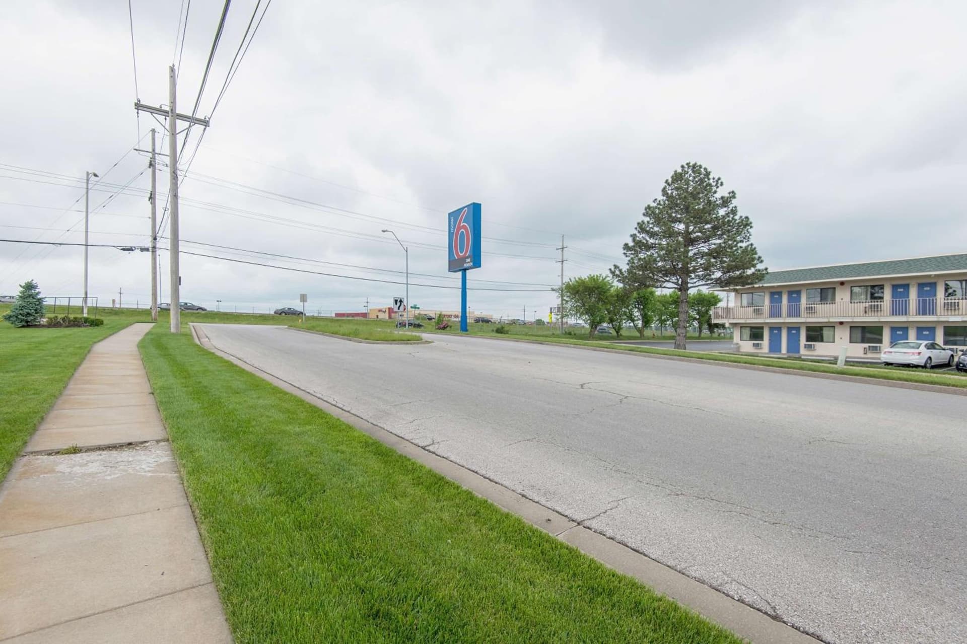 Motel 6 Kansas City, MO - Airport gallery photo in Kansas City, KS — image 6
