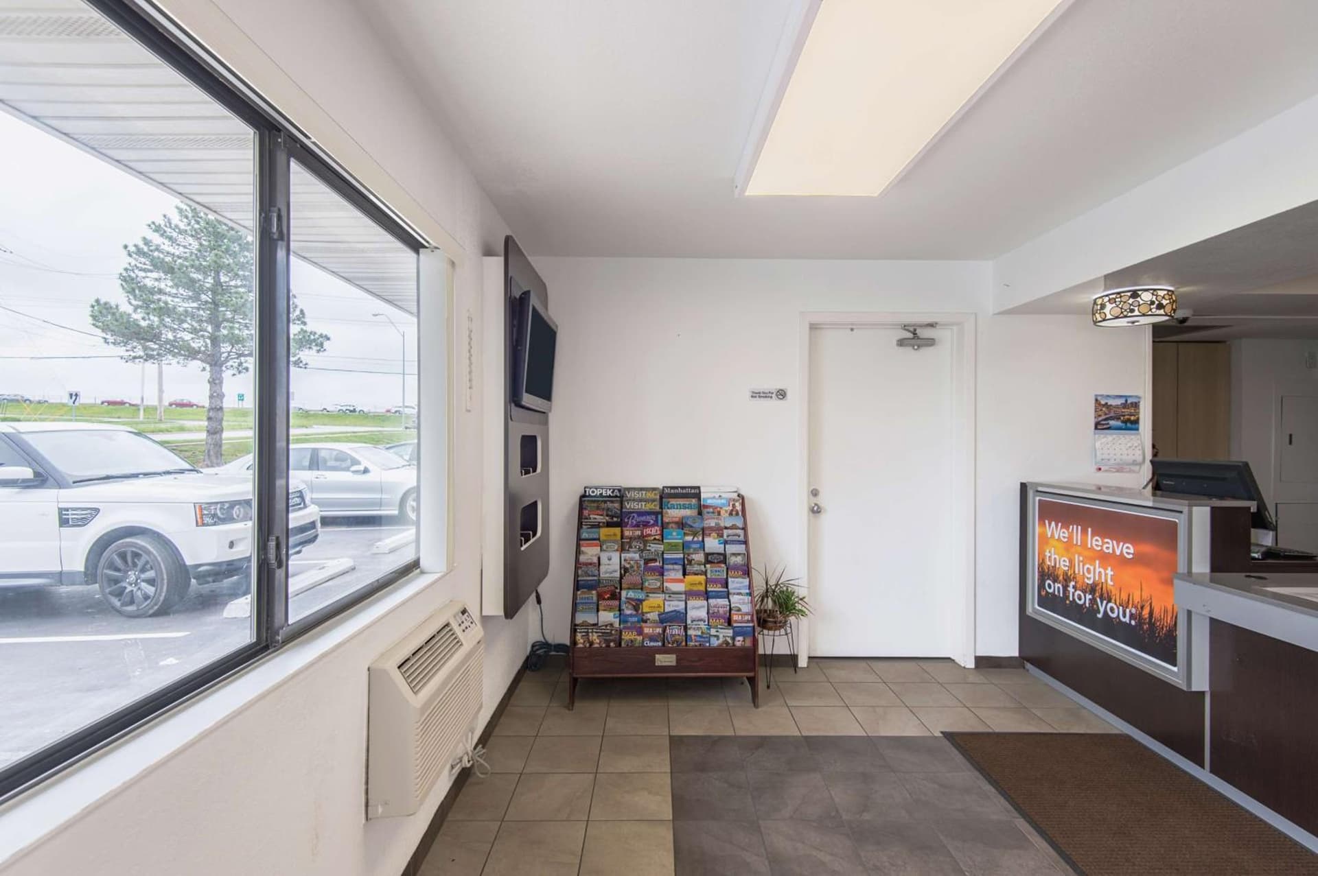 Motel 6 Kansas City, MO - Airport gallery photo in Kansas City, KS — image 9
