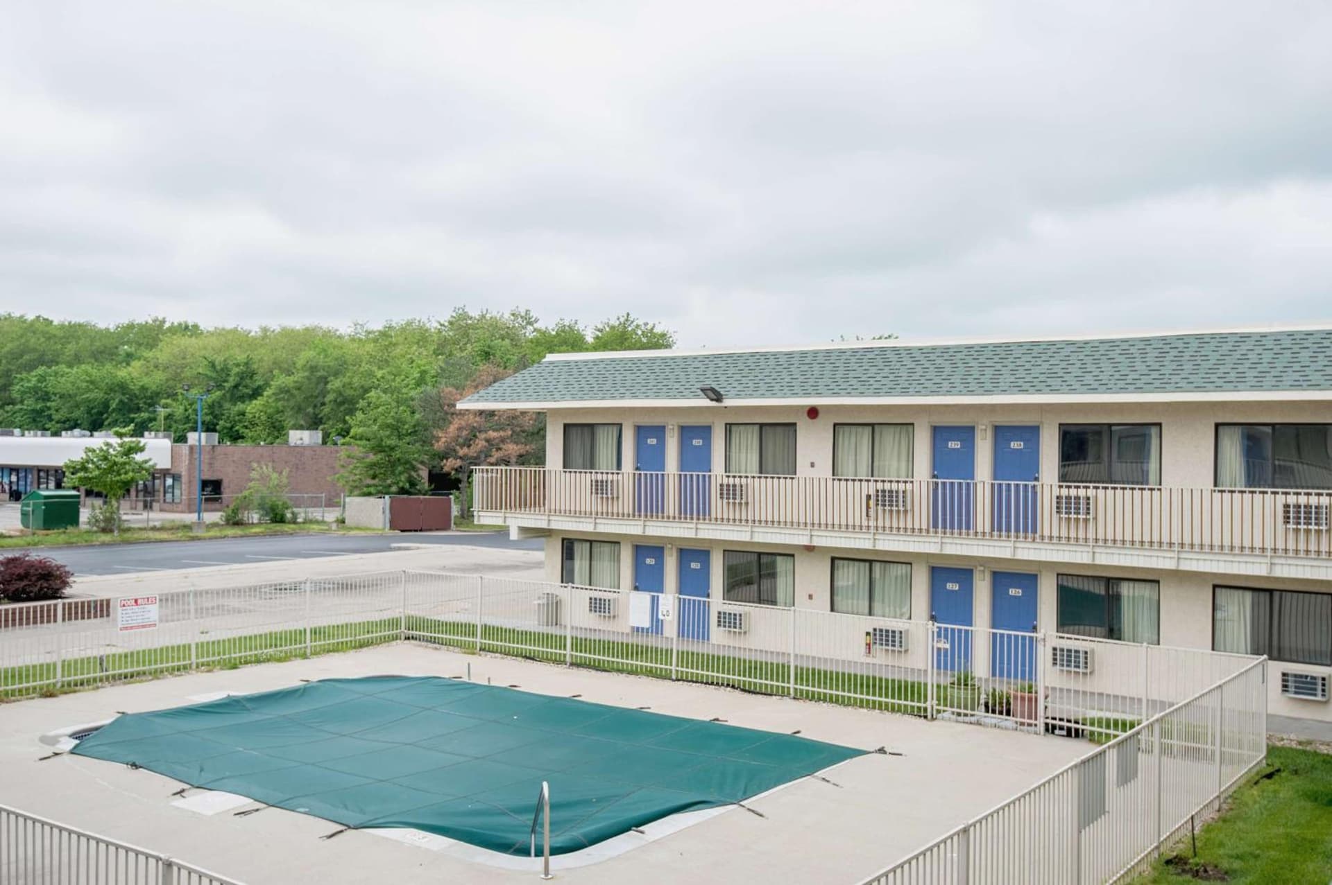 Motel 6 Kansas City, MO - Airport gallery photo in Kansas City, KS — image 27