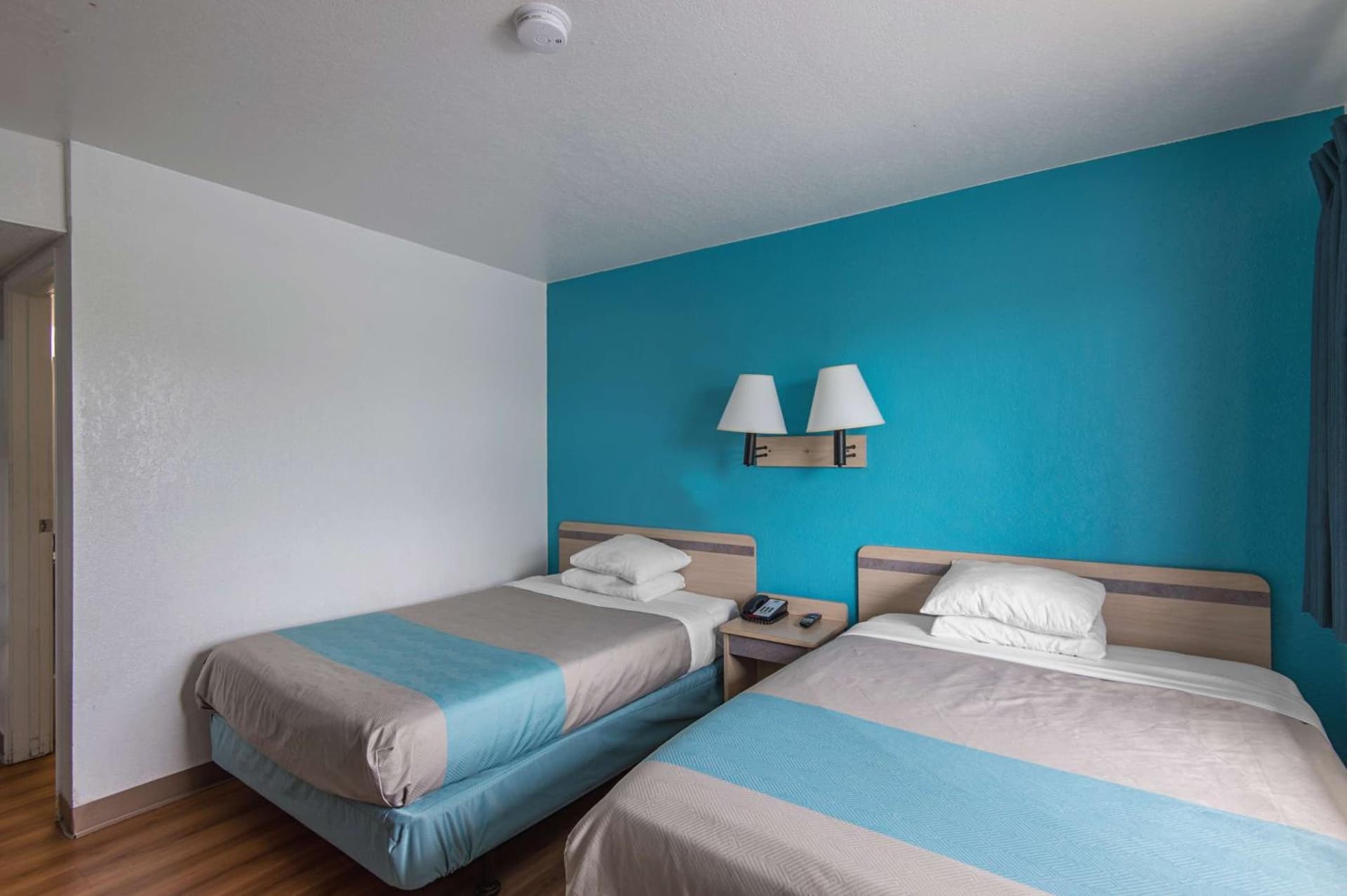 Motel 6 Kansas City, MO - Airport gallery photo in Kansas City, KS — image 8