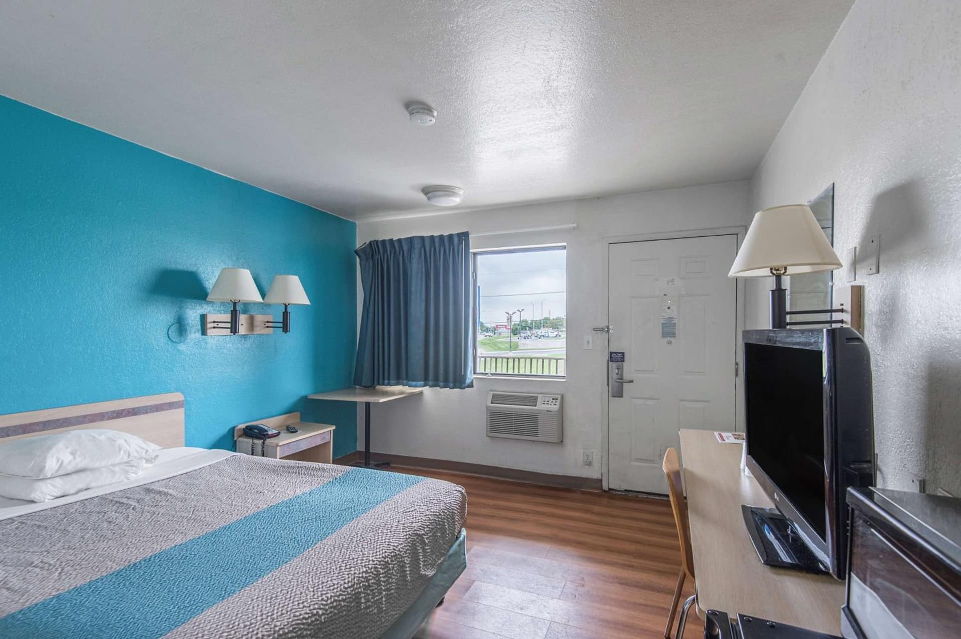 Motel 6 Kansas City, MO - Airport gallery photo in Kansas City, KS — image 23