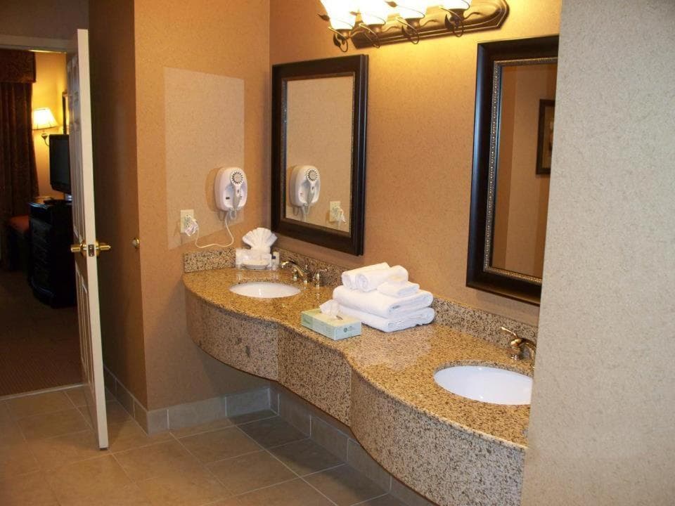 Big Country Hotel & Suites, SureStay Collection by BW gallery photo in Abilene, TX — image 52