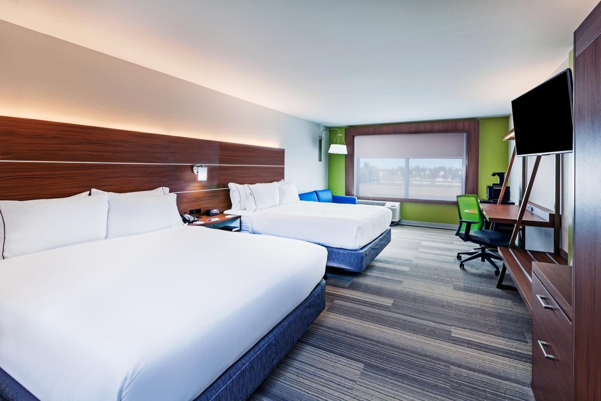 Holiday Inn Express & Suites Tulsa West - Sand Springs by IHG interior in Sand Springs, OK — gallery photo 2