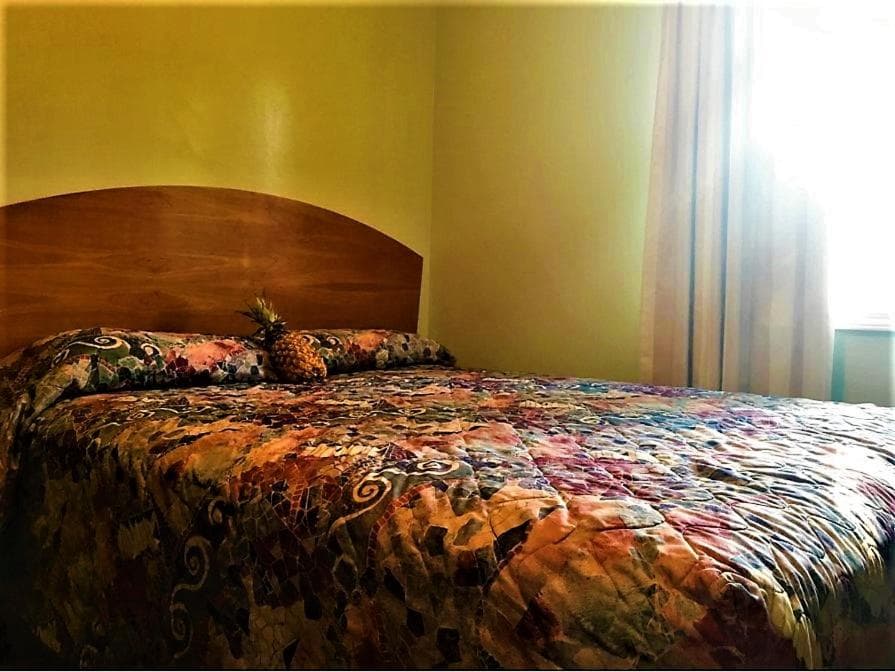 Gold Coast Family Cottages interior in Oscoda, MI — gallery photo 2