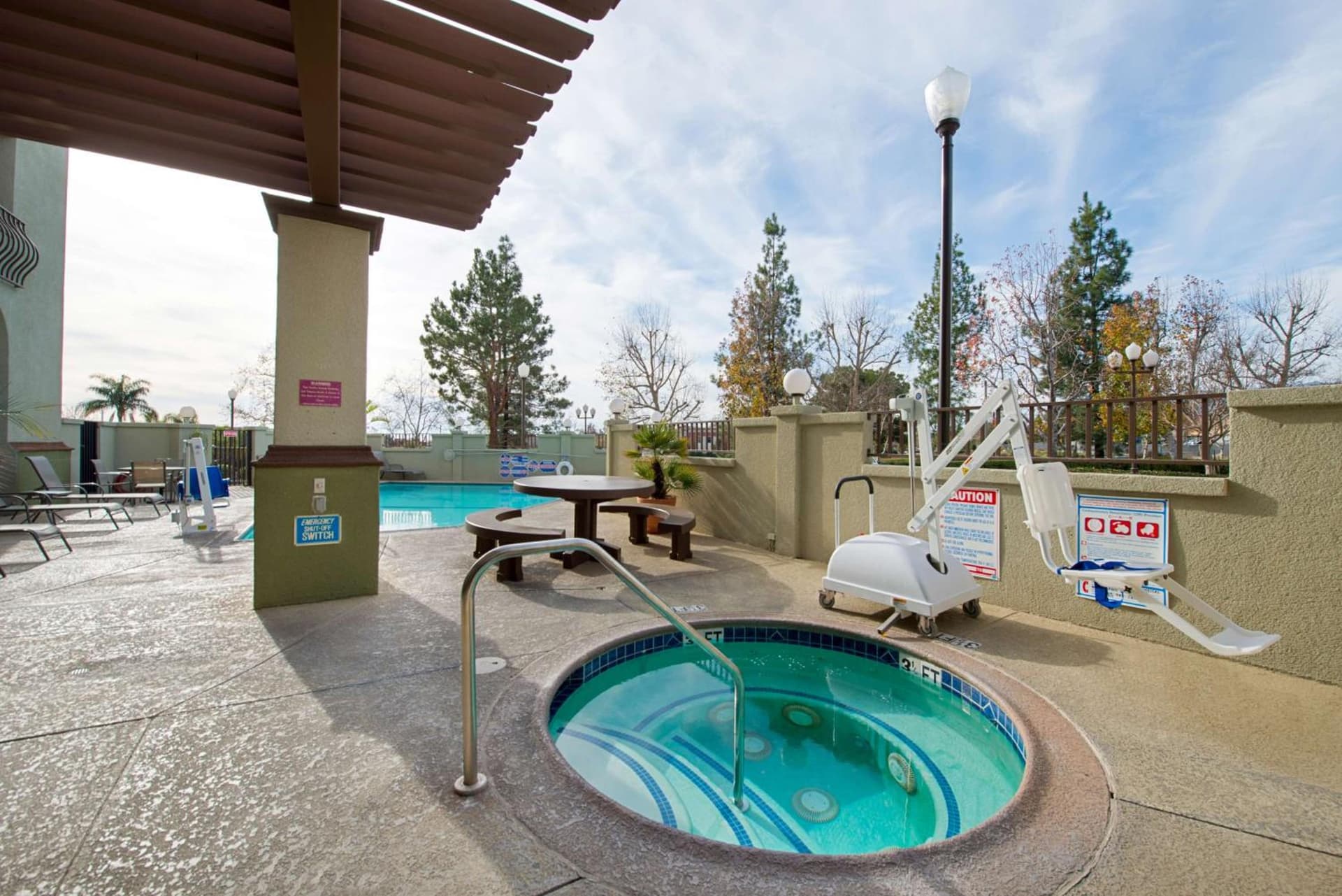 Best Western Plus Heritage Inn Ontario Rancho Cucamonga gallery photo in Rancho Cucamonga, CA — image 9