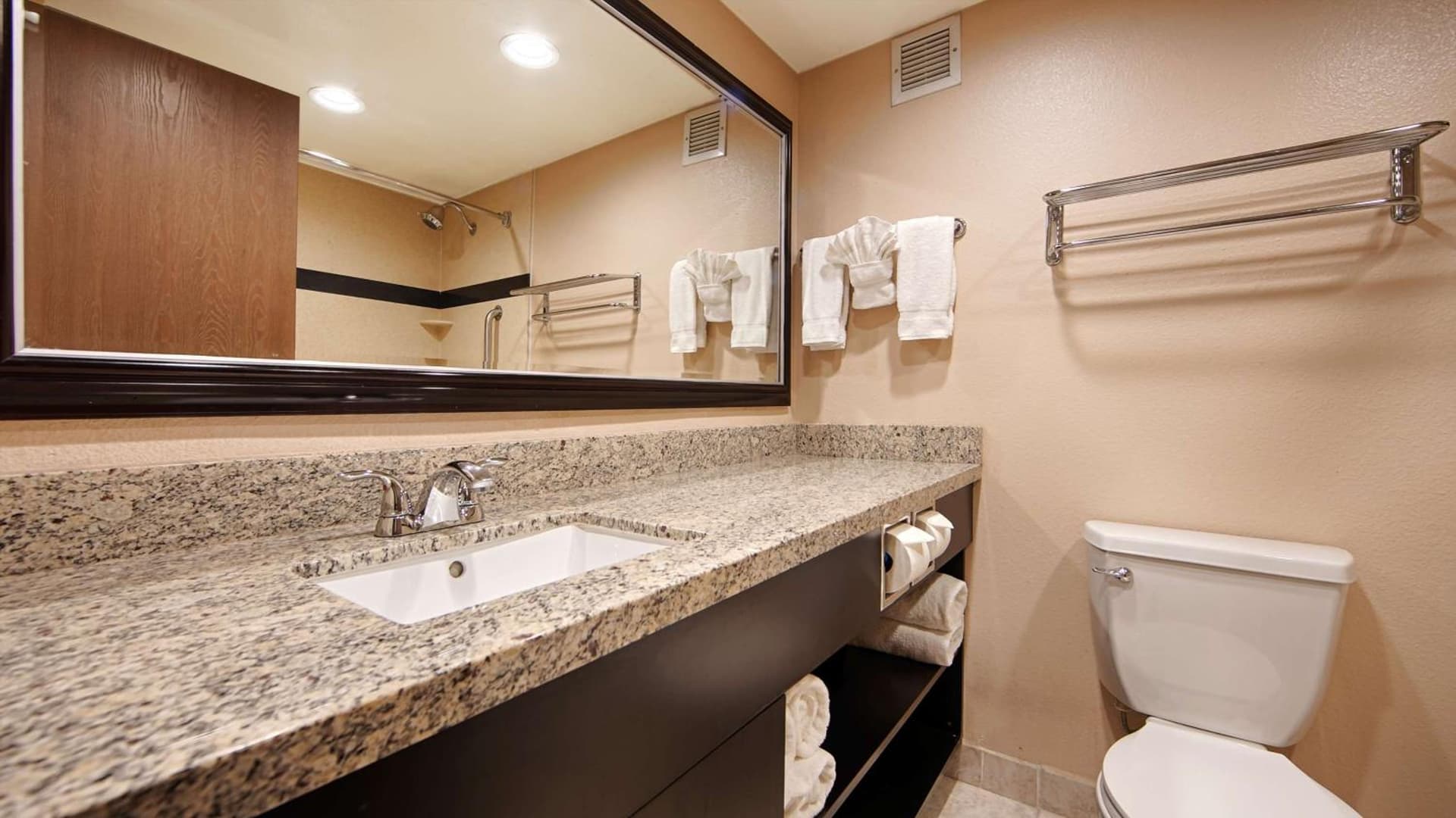 Best Western Plus Heritage Inn Ontario Rancho Cucamonga gallery photo in Rancho Cucamonga, CA — image 26
