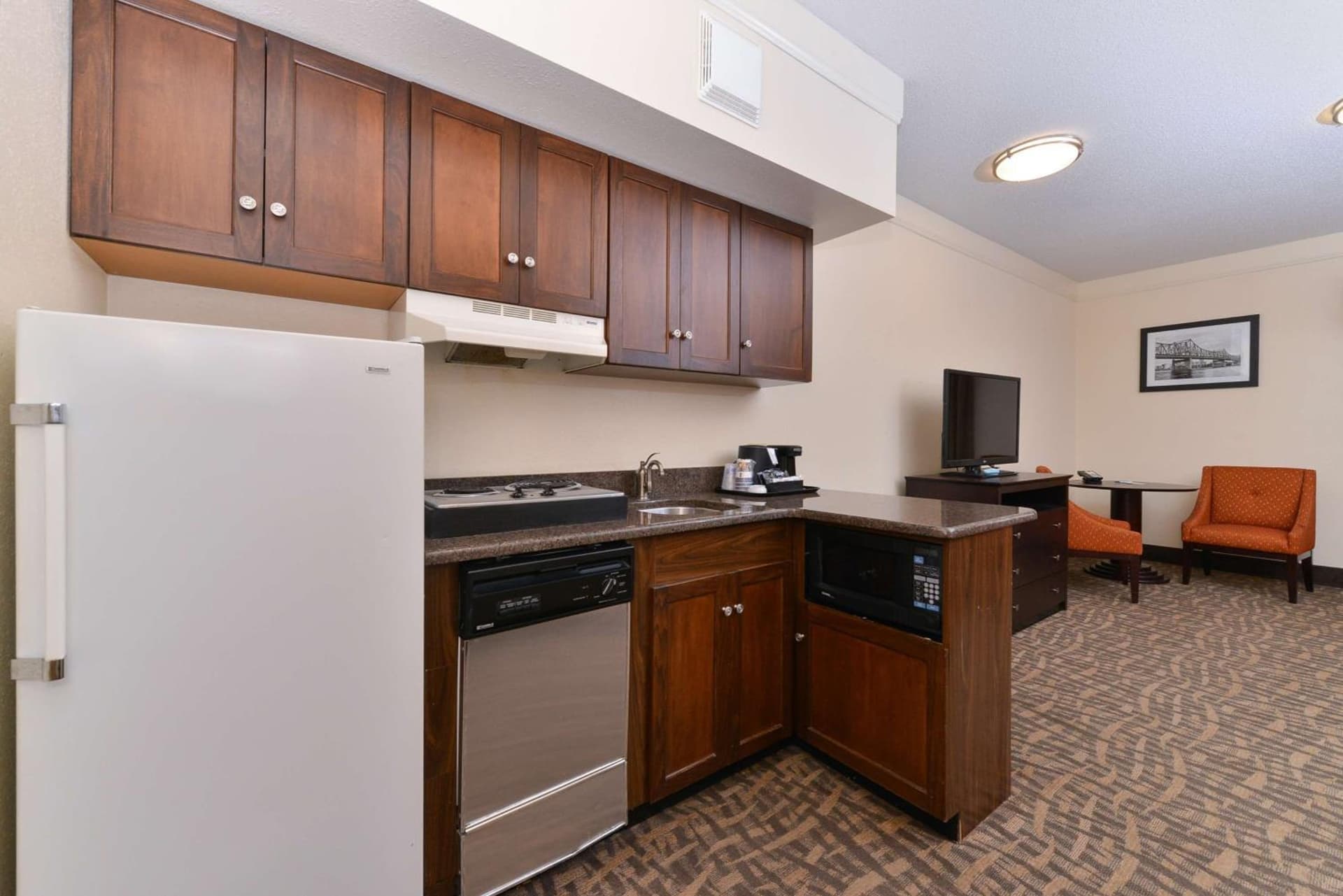 Best Western Plus Peoria property views in Peoria, IL — gallery photo 3