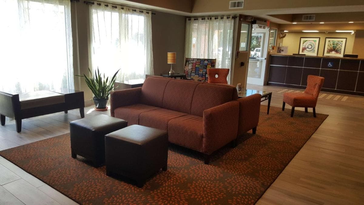 Best Western Airport Inn & Suites Oakland gallery photo in Oakland, CA — image 27