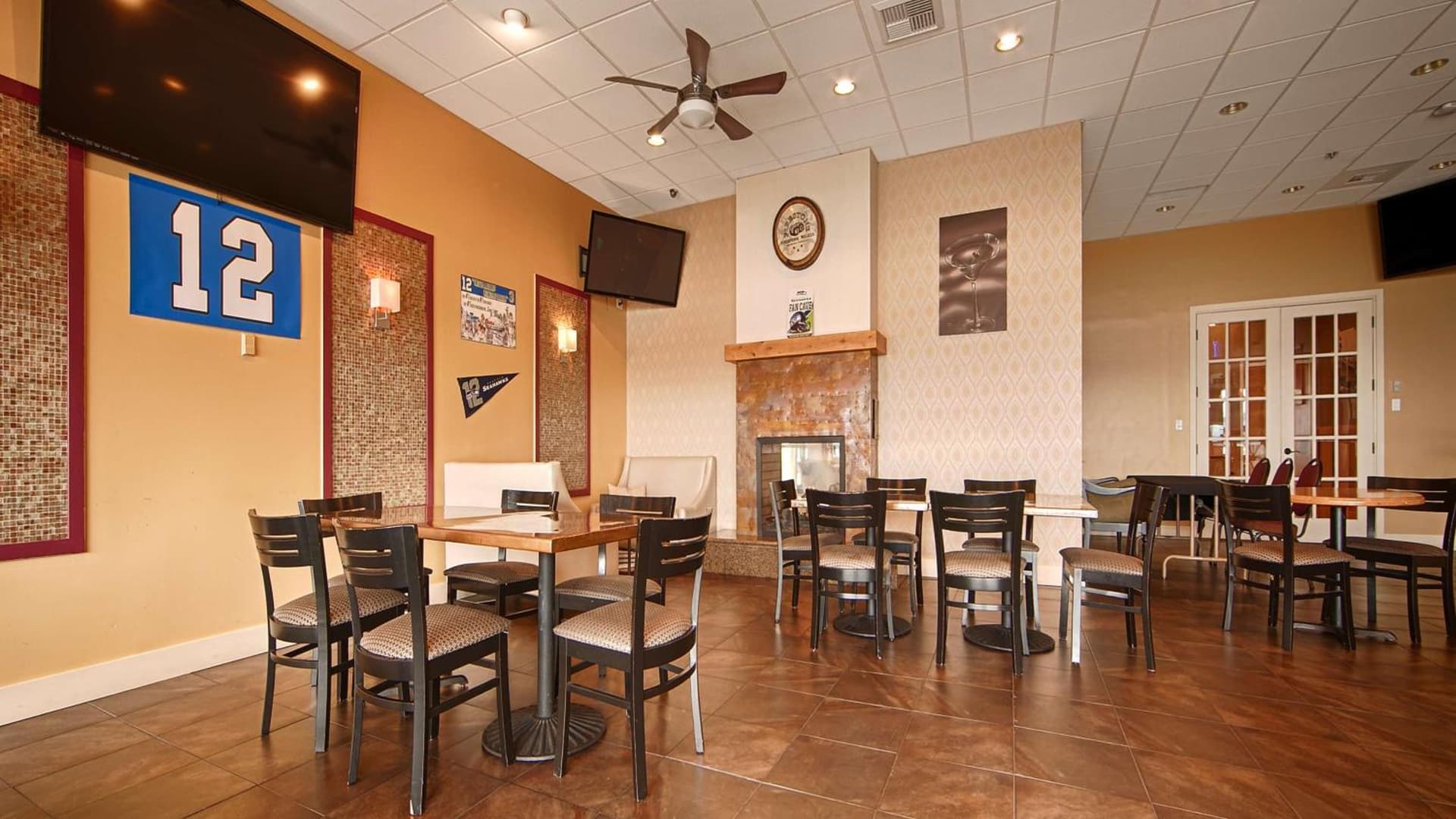 Best Western Plus Silverdale Beach Hotel gallery photo in Silverdale, WA — image 8