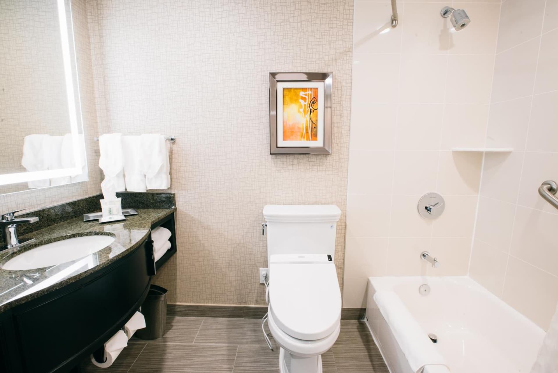 APA Hotel Woodbridge gallery photo in Iselin, NJ — image 47