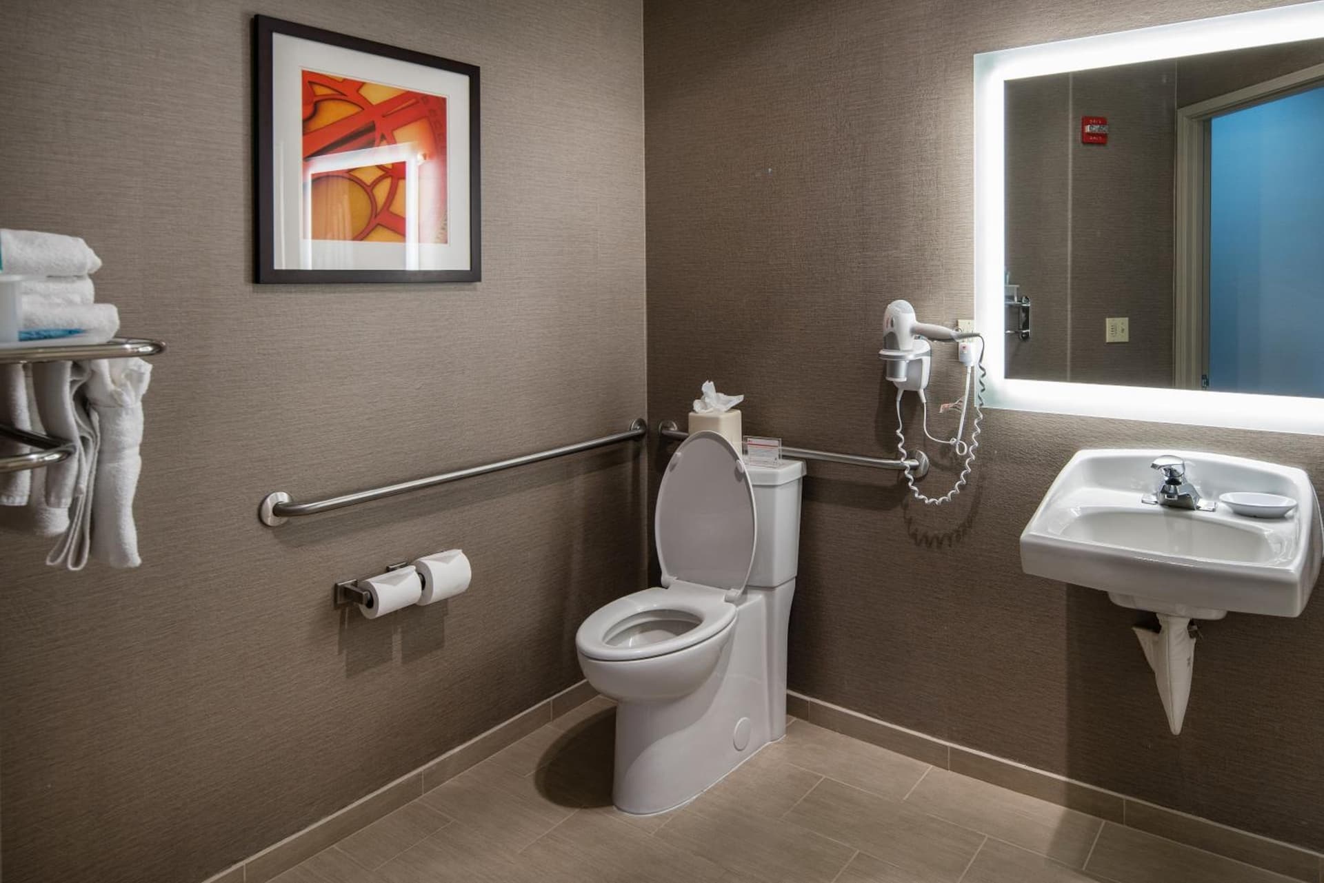 Holiday Inn Express & Suites Santa Clara by IHG property views in Santa Clara, CA — gallery photo 3