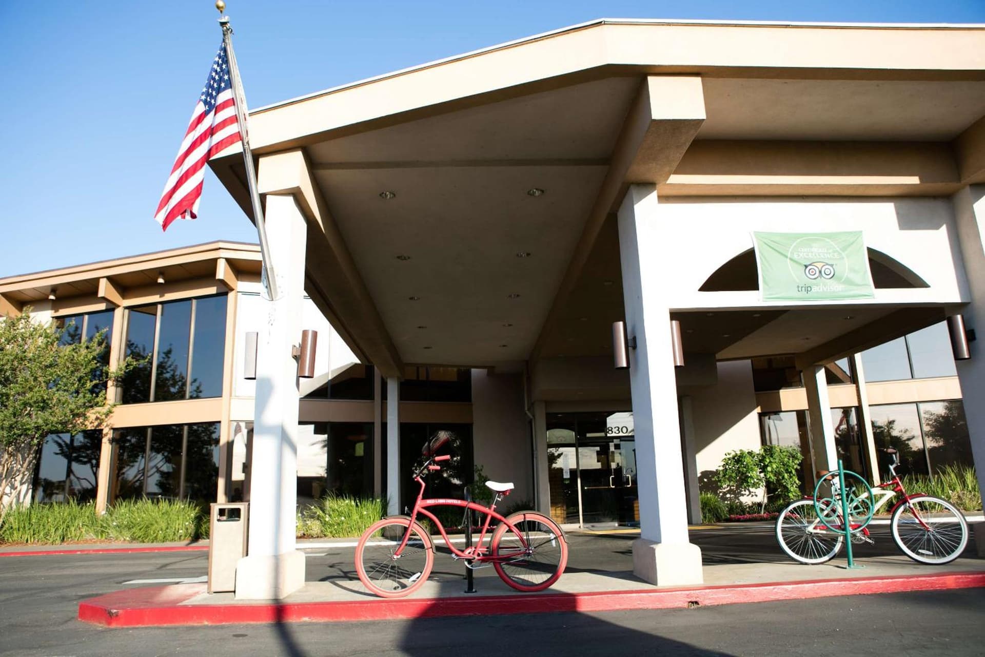 Red Lion Hotel Redding gallery photo in Redding, CA — image 37