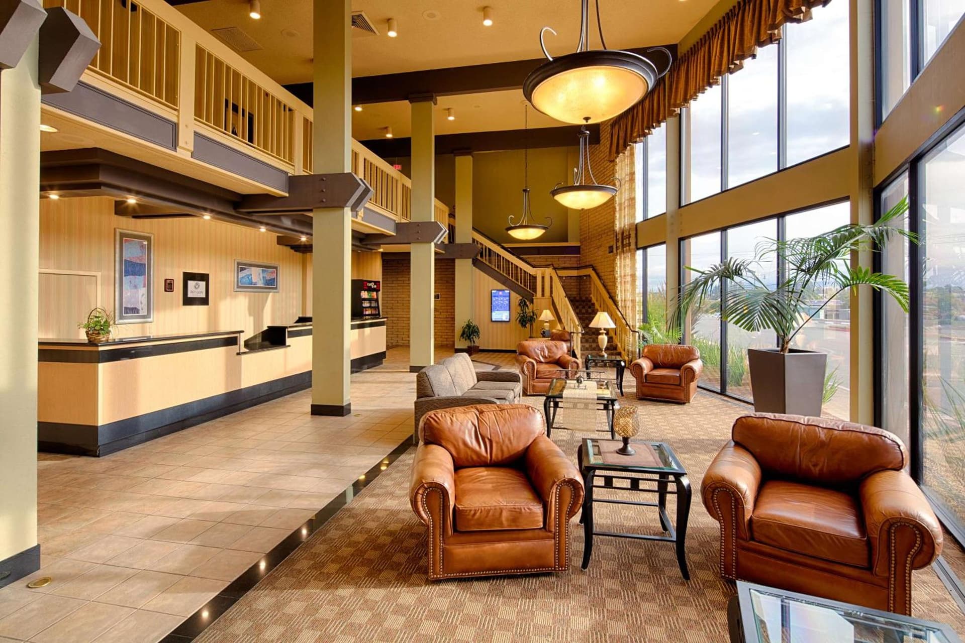 Red Lion Hotel Redding gallery photo in Redding, CA — image 31
